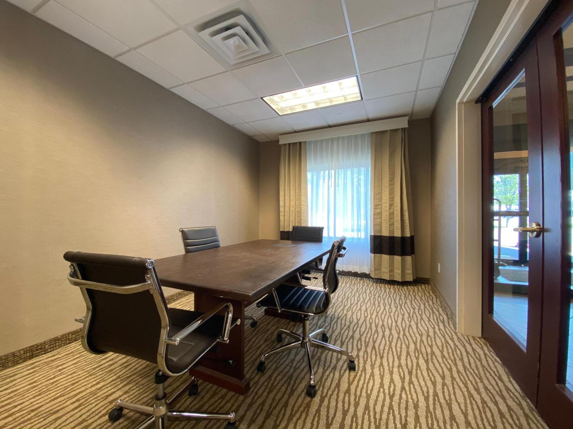 Comfort Inn East Windsor - Springfield photo 53