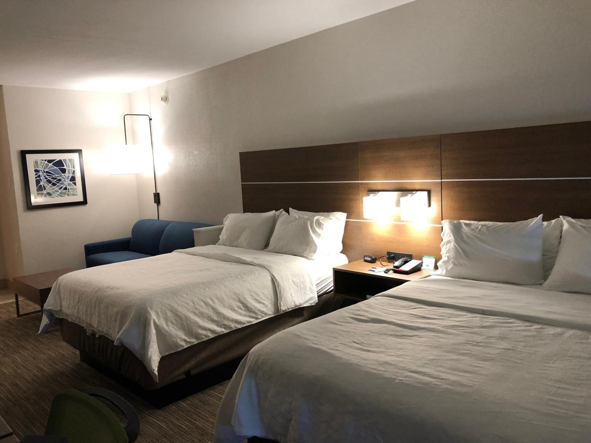 Holiday Inn Express Hotel & Suites Franklin by IHG photo 10