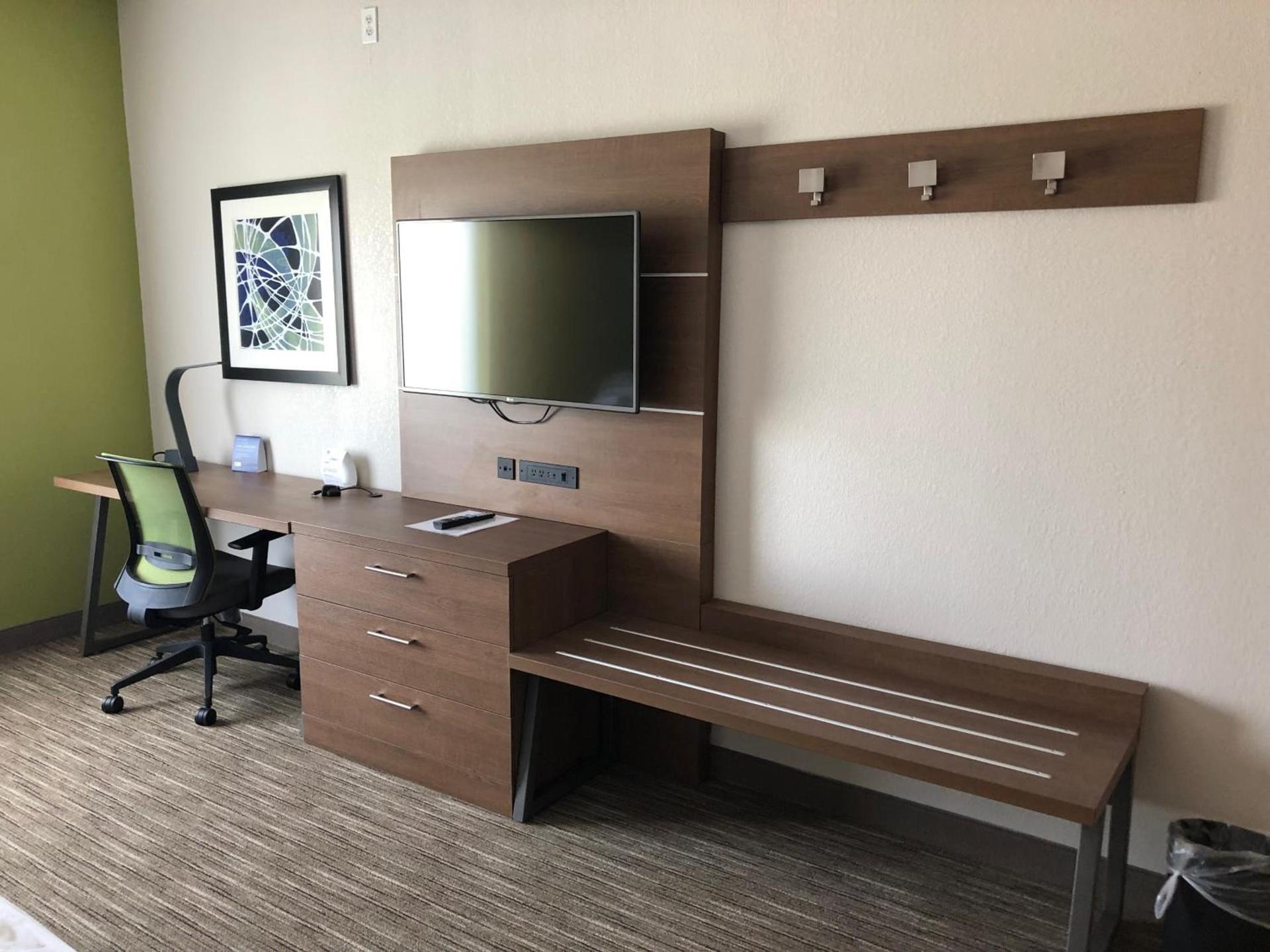 Holiday Inn Express Hotel & Suites Franklin by IHG photo 18