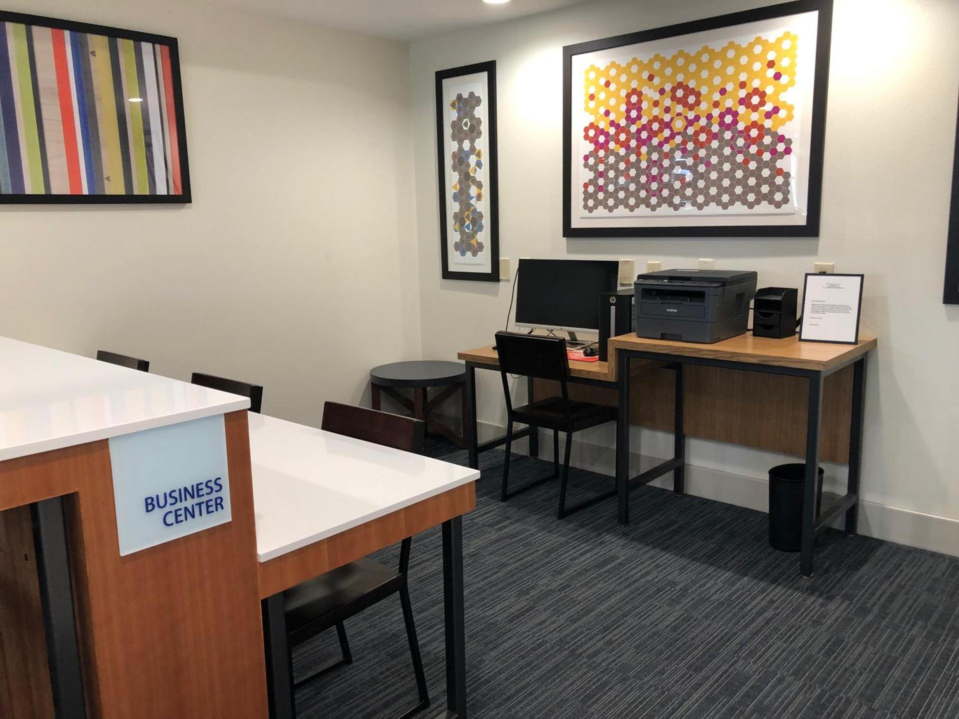 Holiday Inn Express Hotel & Suites Franklin by IHG photo 4