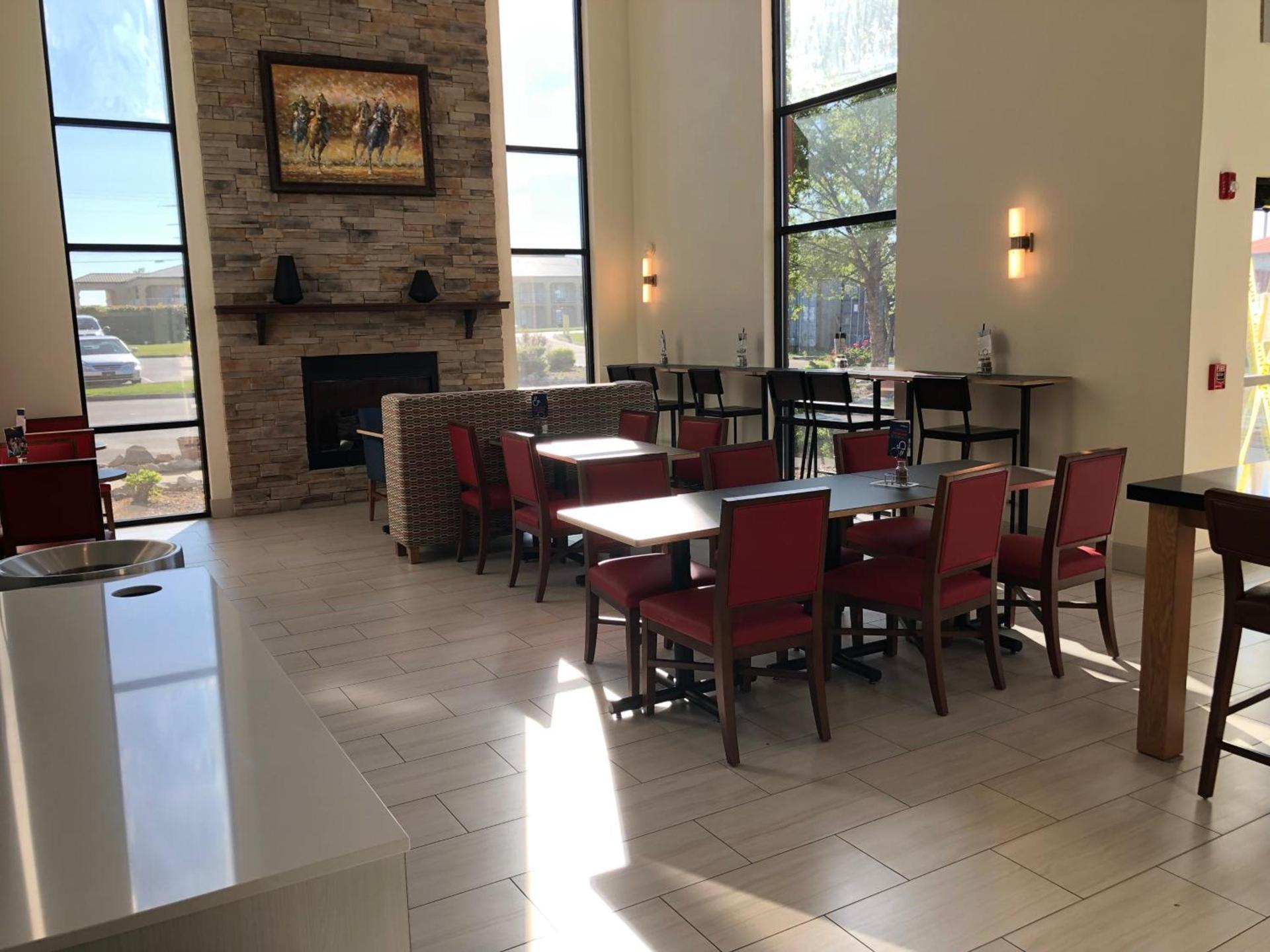 Holiday Inn Express Hotel & Suites Franklin by IHG photo 21