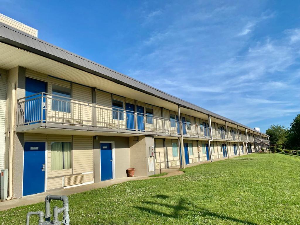 Motel 6 Forrest City AR photo 8