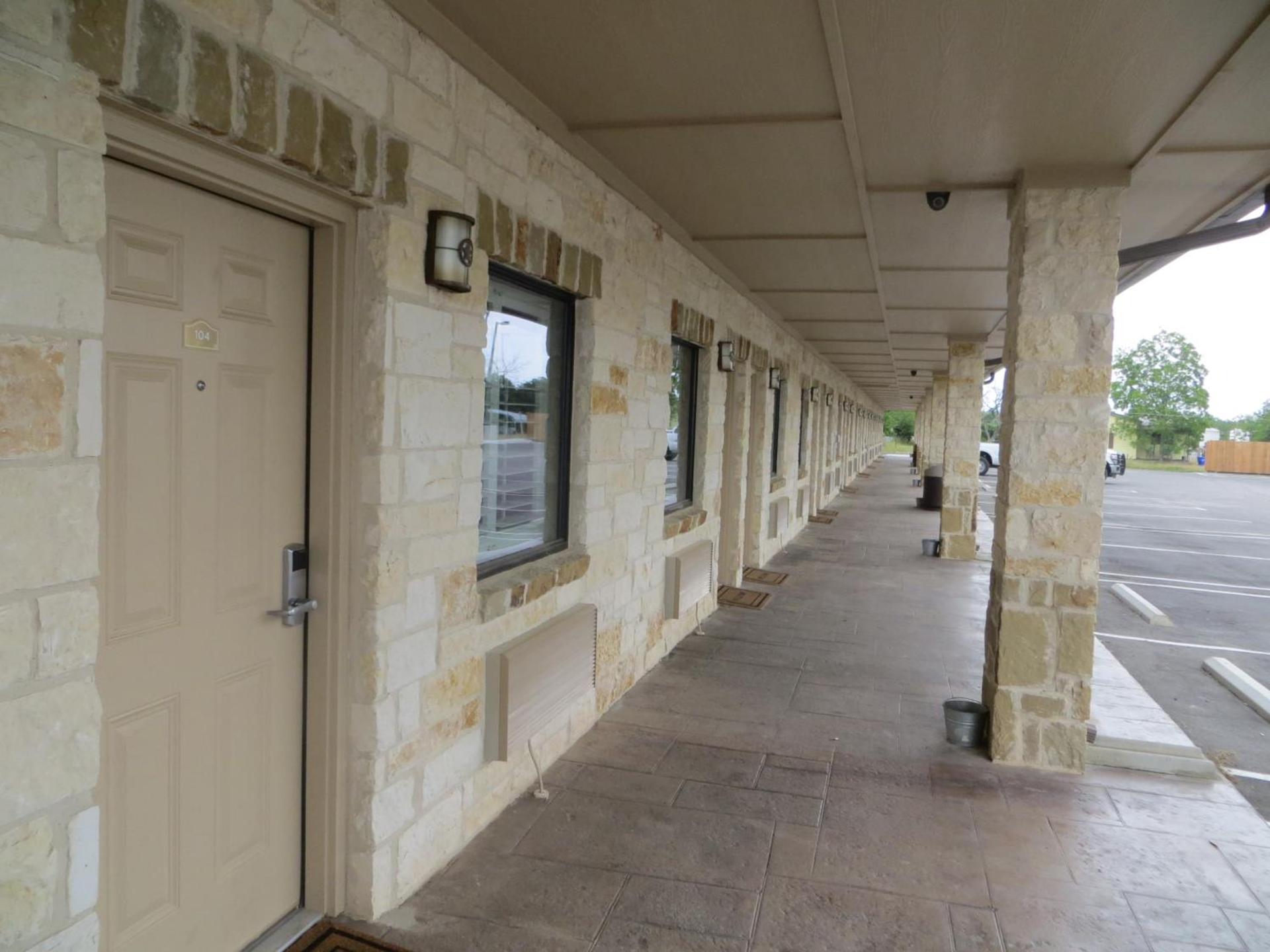 Black Gold Inn photo 27