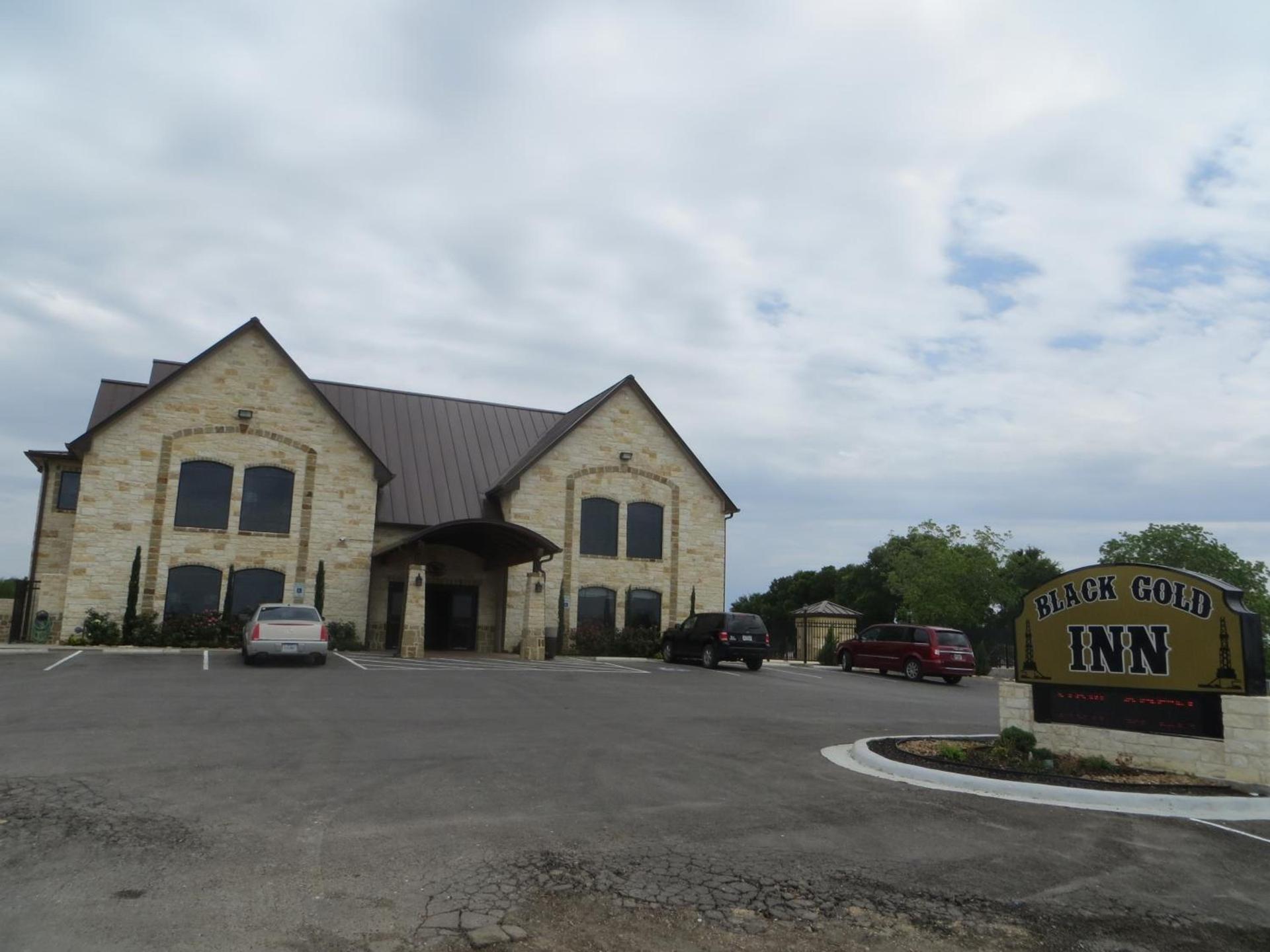 Black Gold Inn photo 1