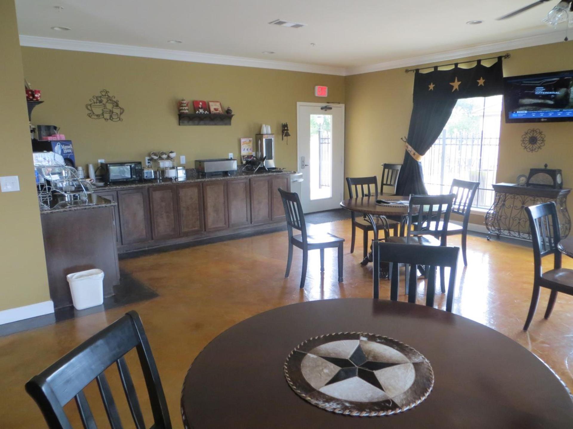 Black Gold Inn photo 14