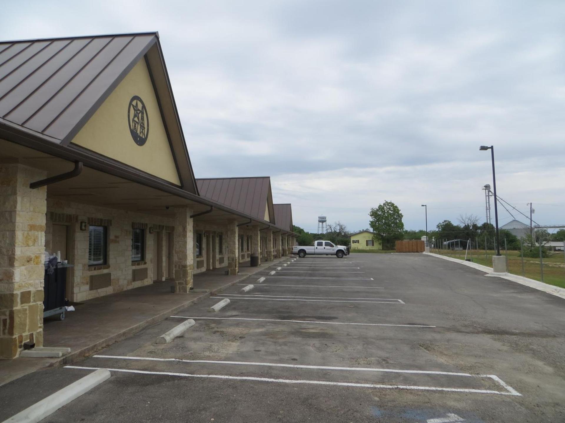 Black Gold Inn photo 28