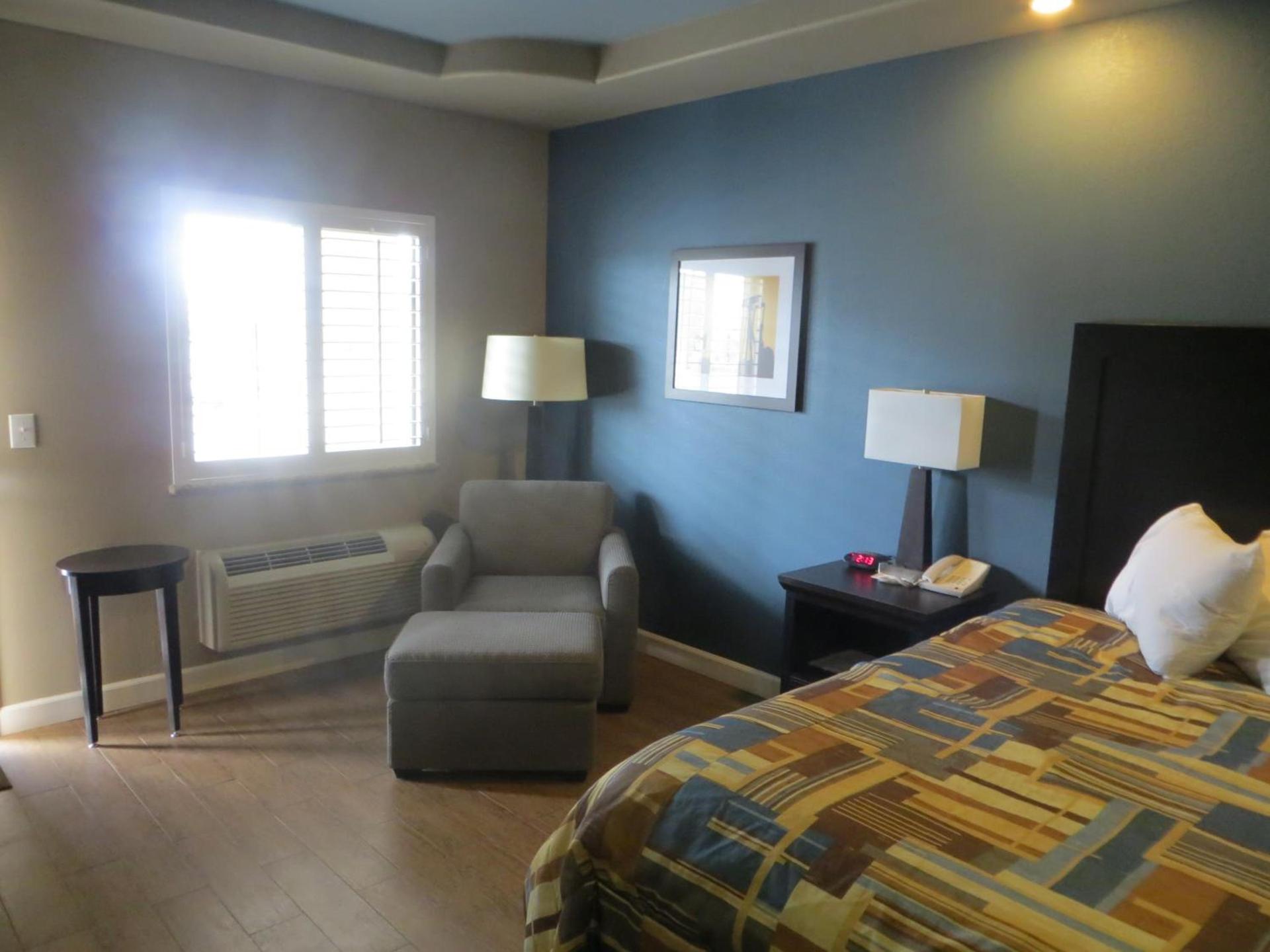 Black Gold Inn photo 6