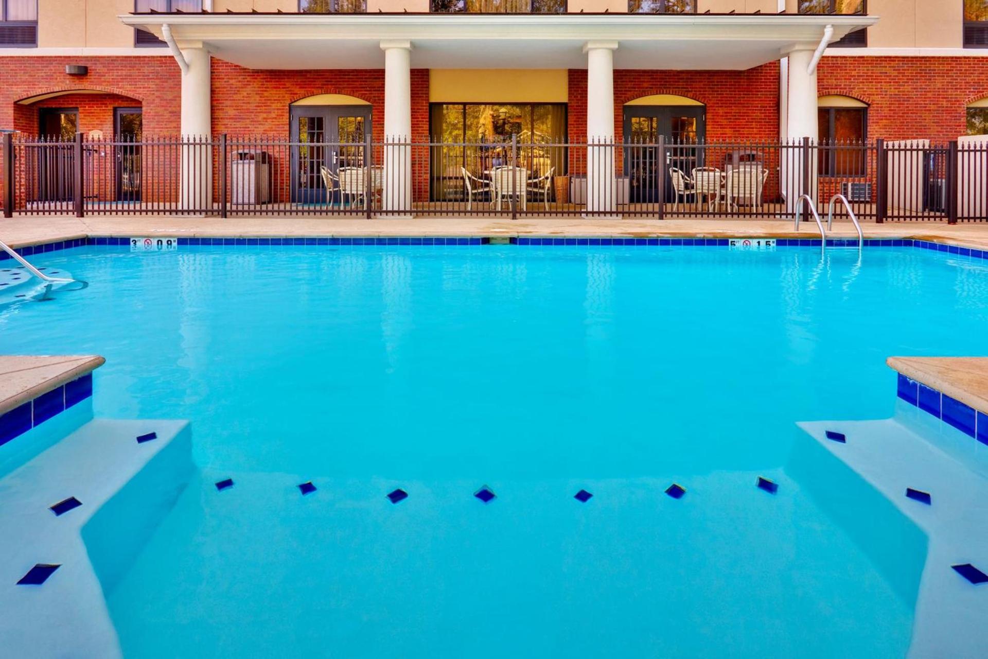 Holiday Inn Express Hotel & Suites Jackson - Flowood by IHG photo 37