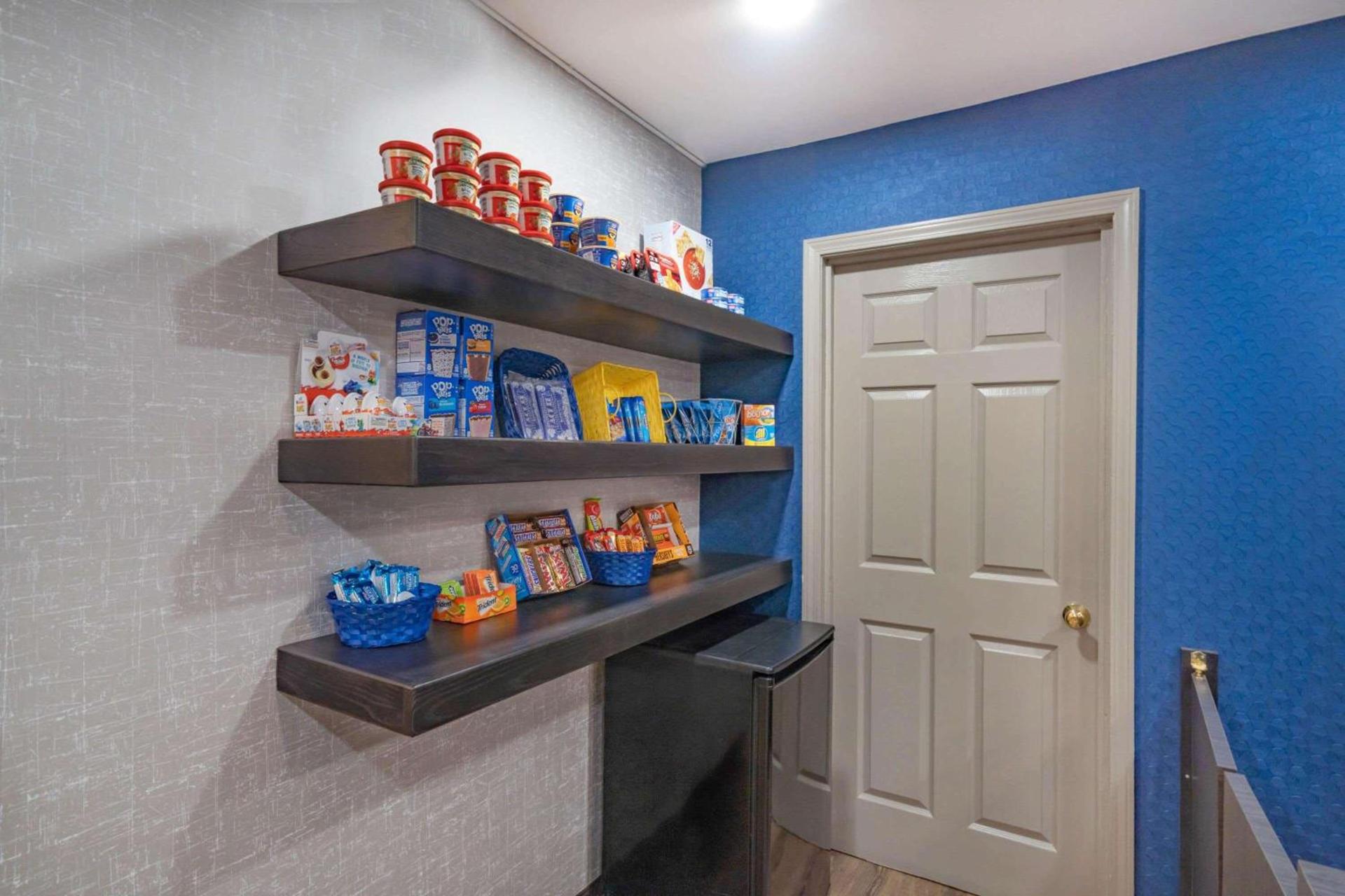 Days Inn by Wyndham Cookeville photo 13