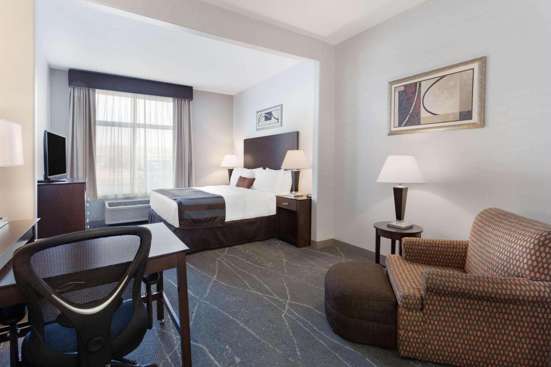 Wingate by Wyndham Tinley Park photo 46