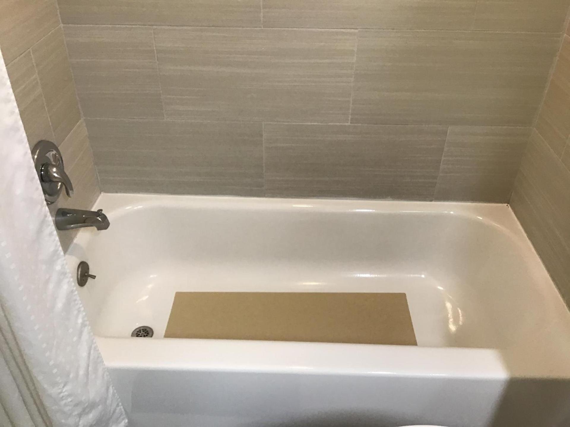 Bellevue Hotel and Suites photo 20