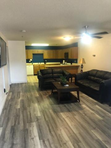 THE BRANSINN Entertainment District photo 16