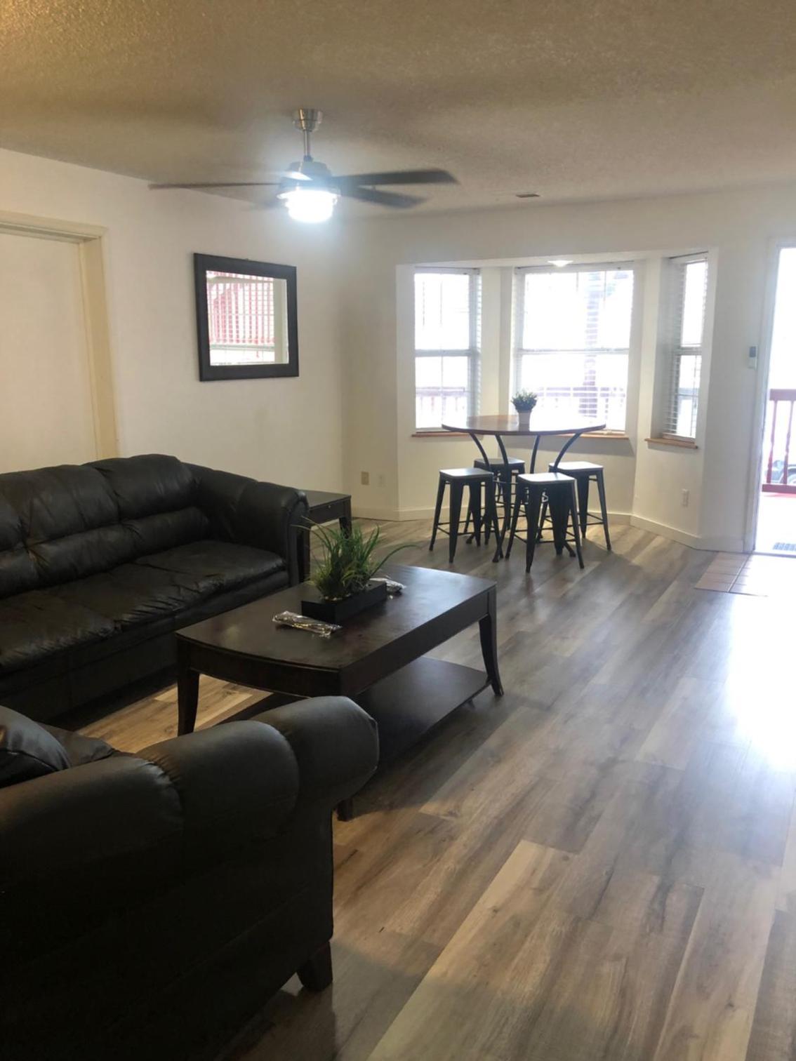 THE BRANSINN Entertainment District photo 17