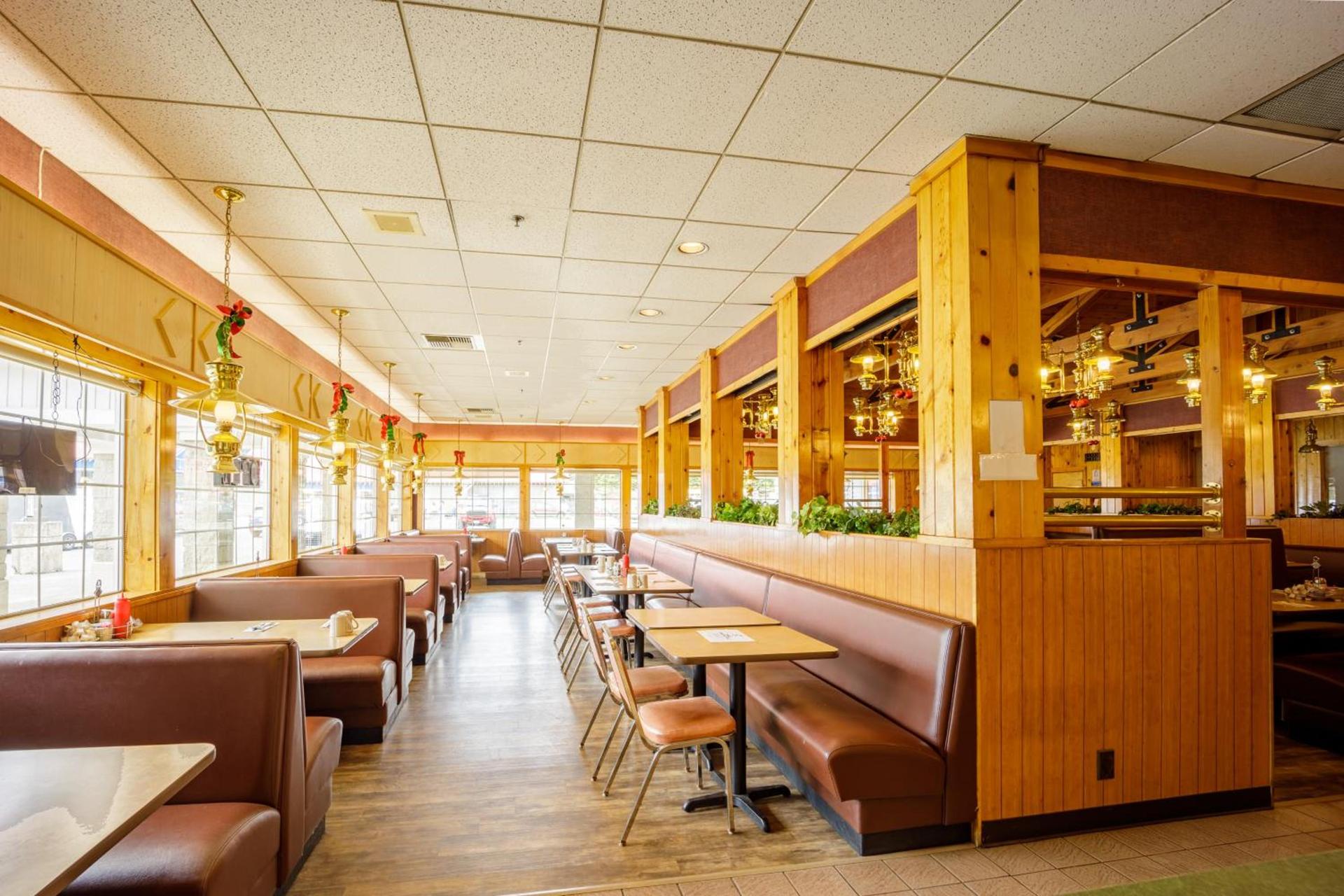 The Summit Inn photo 11