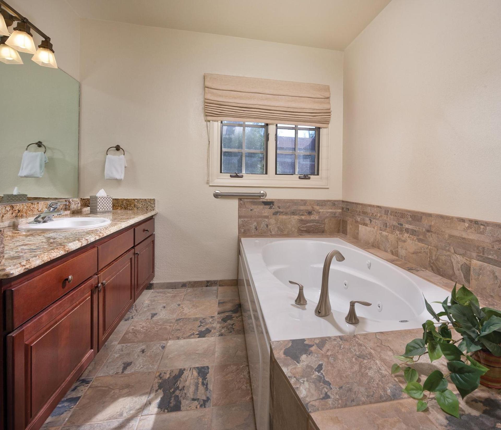 WorldMark Clear Lake photo 22