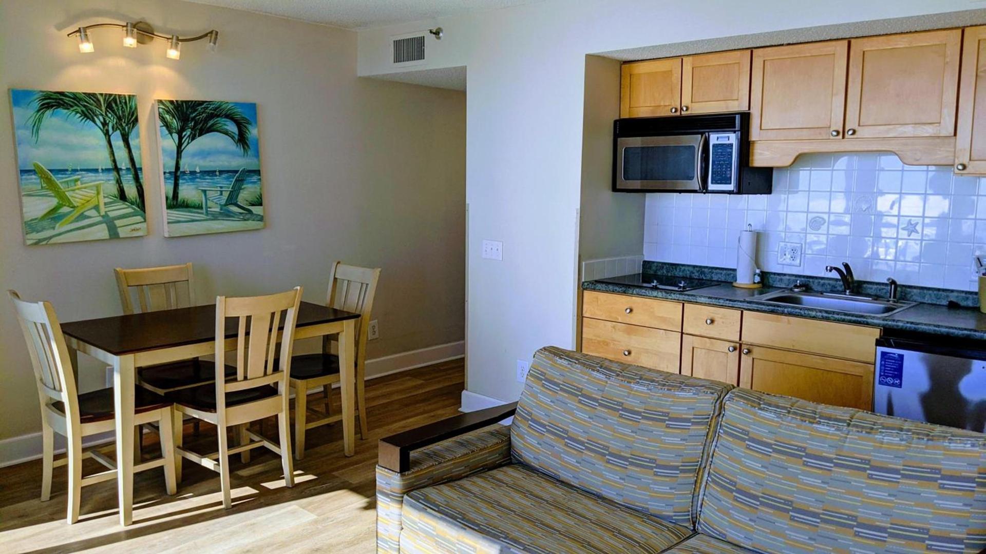 Shell Island Resort - All Oceanfront Suites photo 16