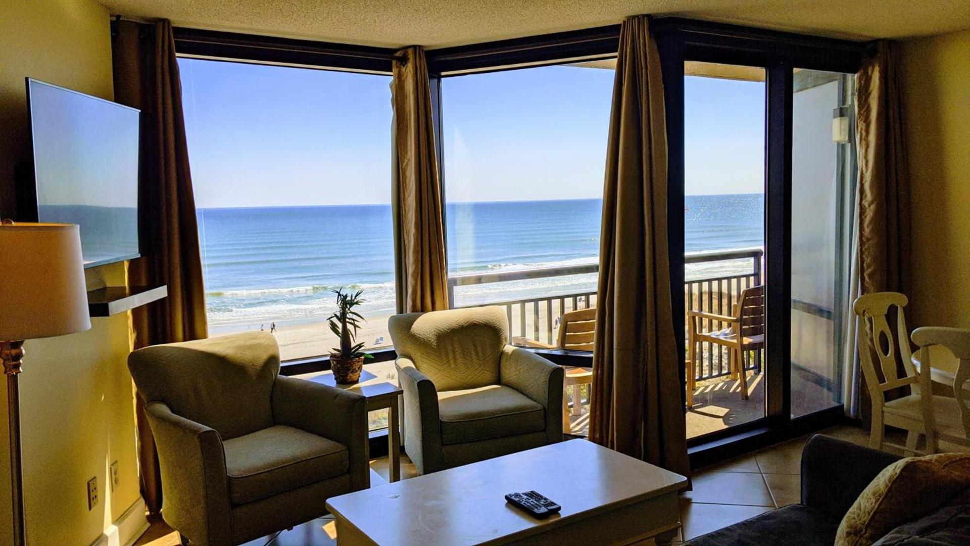 Shell Island Resort - All Oceanfront Suites photo 17