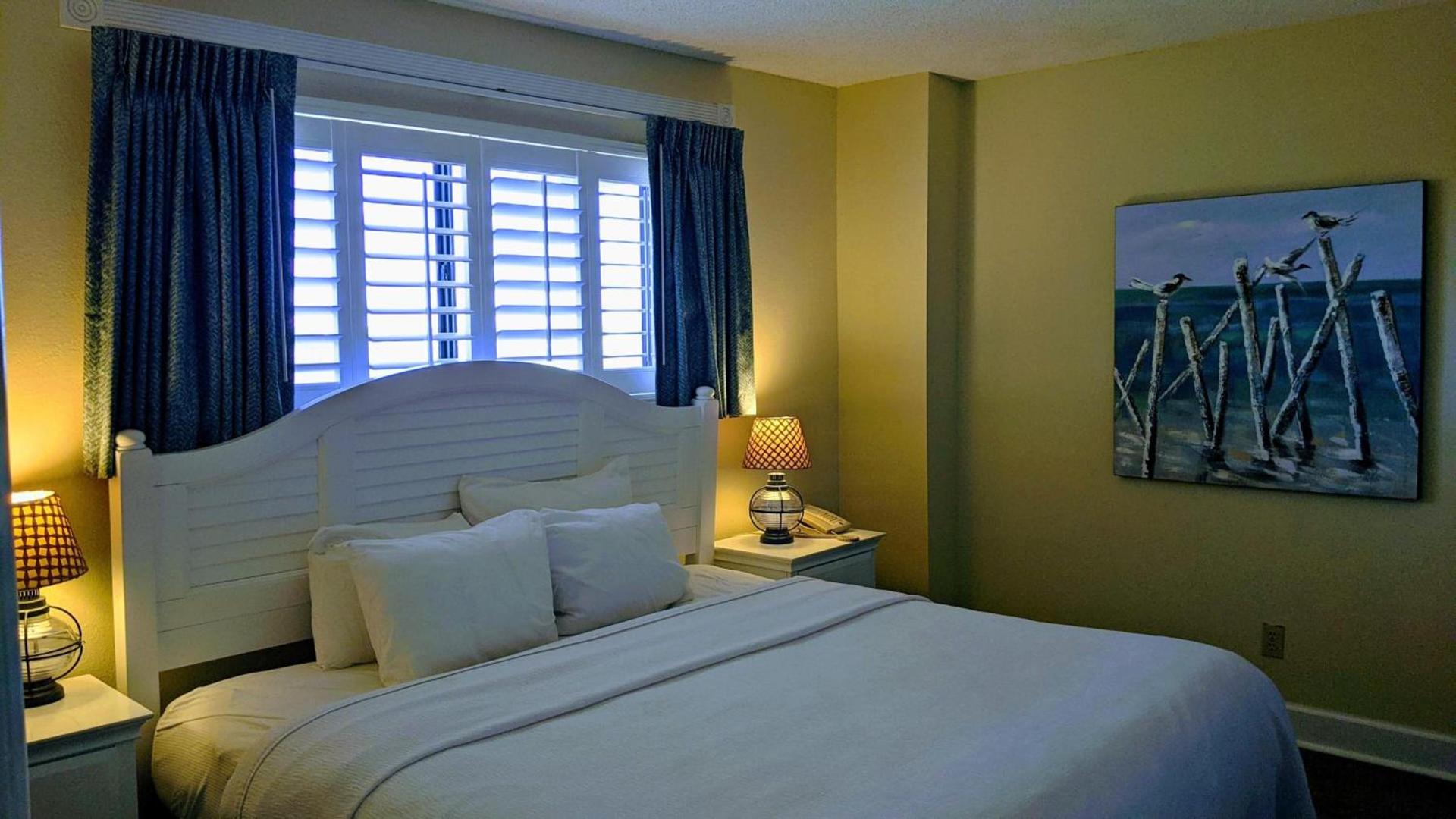 Shell Island Resort - All Oceanfront Suites photo 30