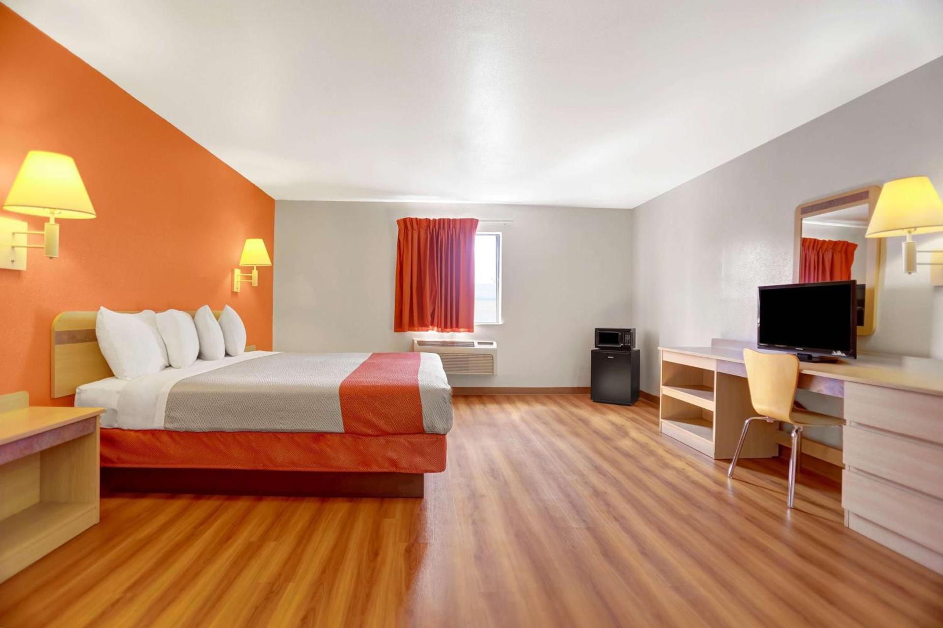 Motel 6-Espanola, NM photo 6