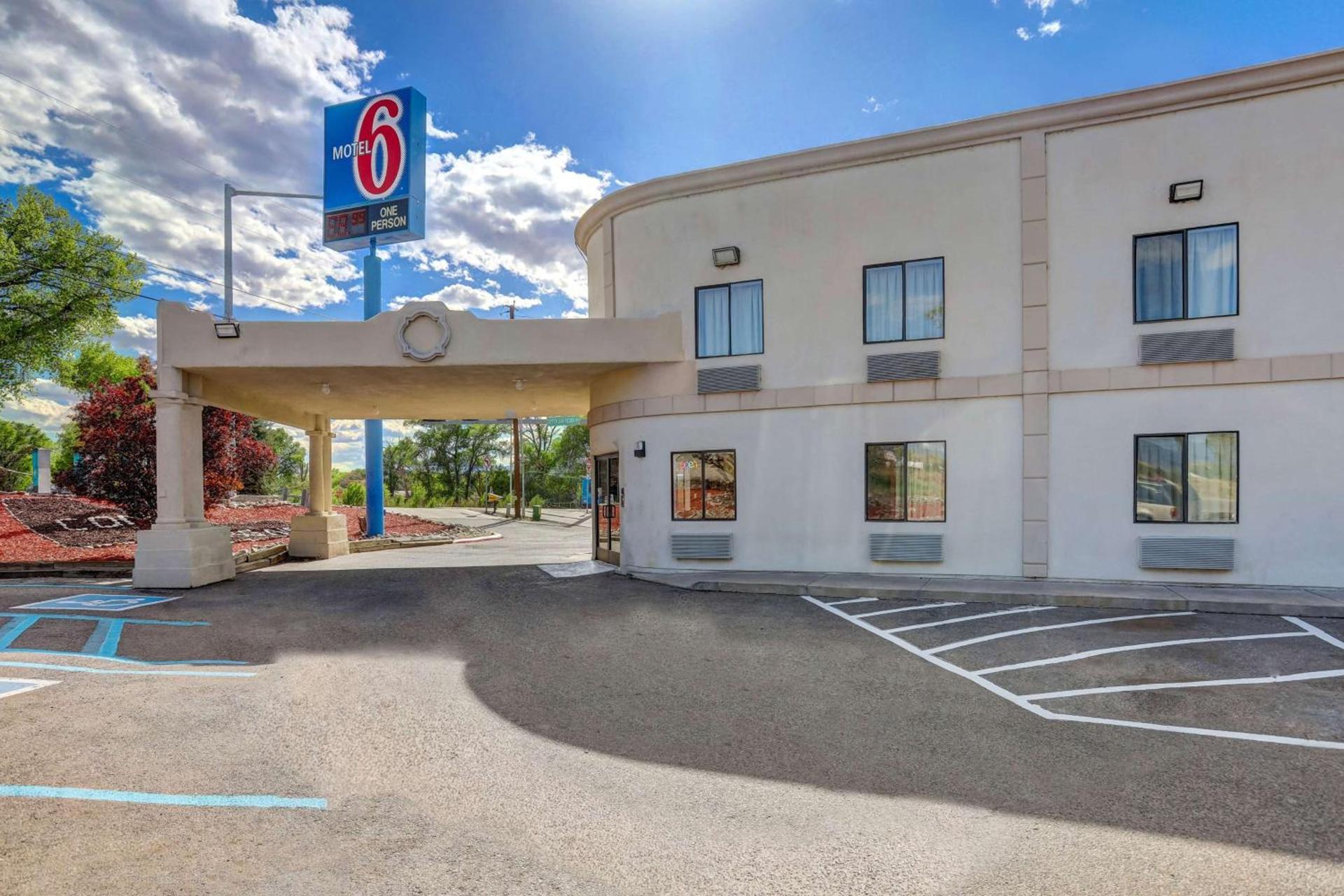 Motel 6-Espanola, NM photo 2