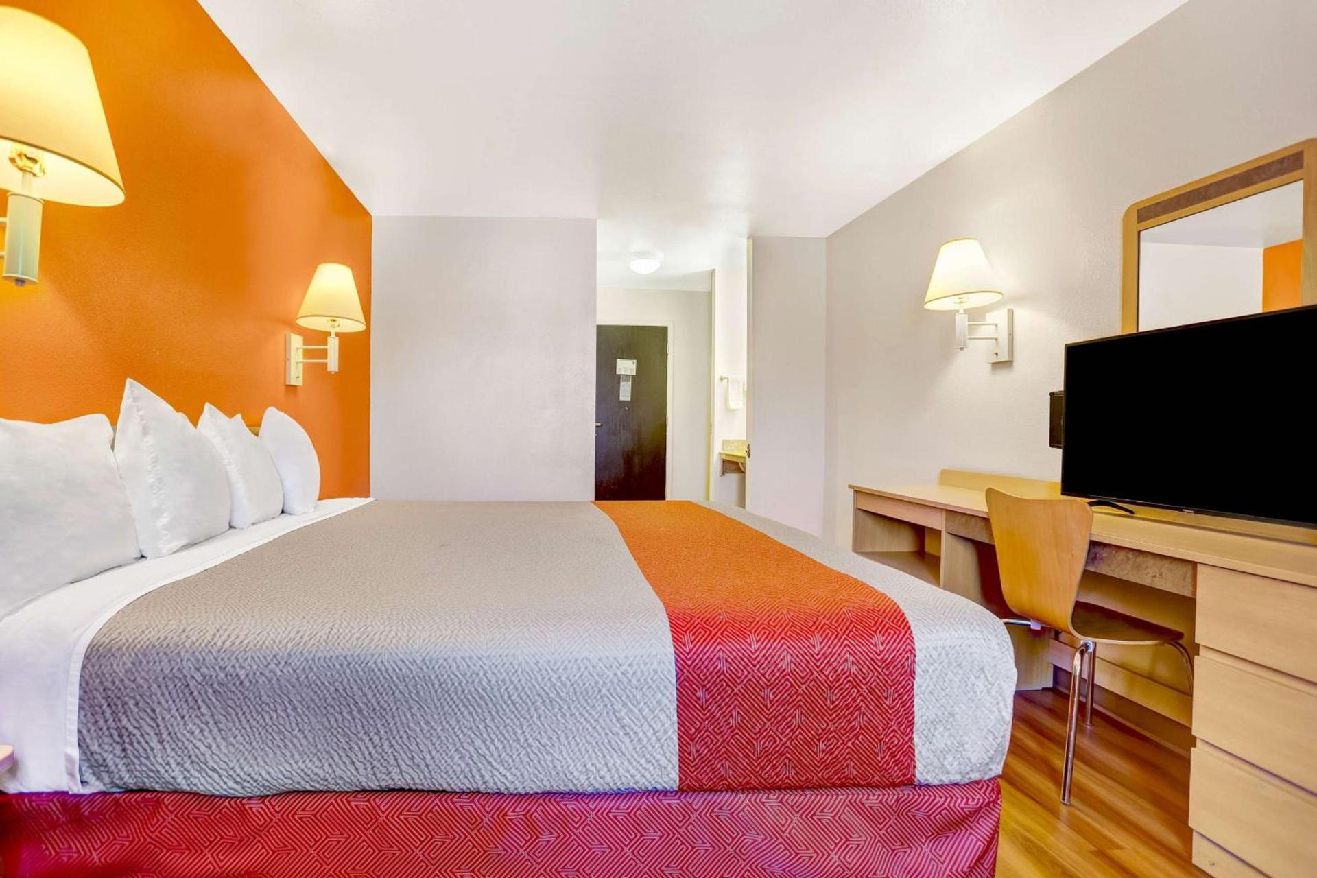 Motel 6-Espanola, NM photo 12