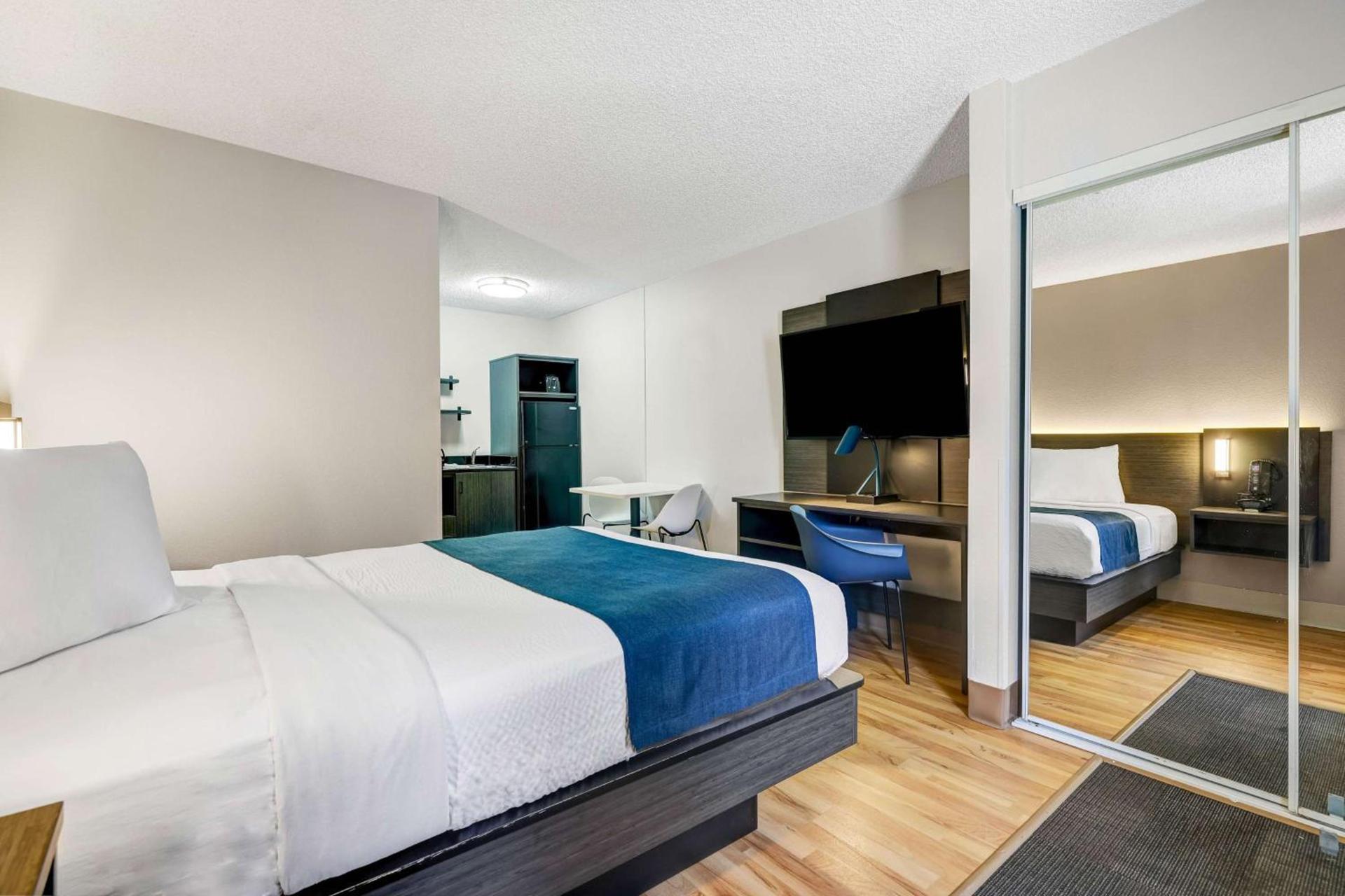 Studio 6-Mountlake Terrace, WA - Seattle photo 8