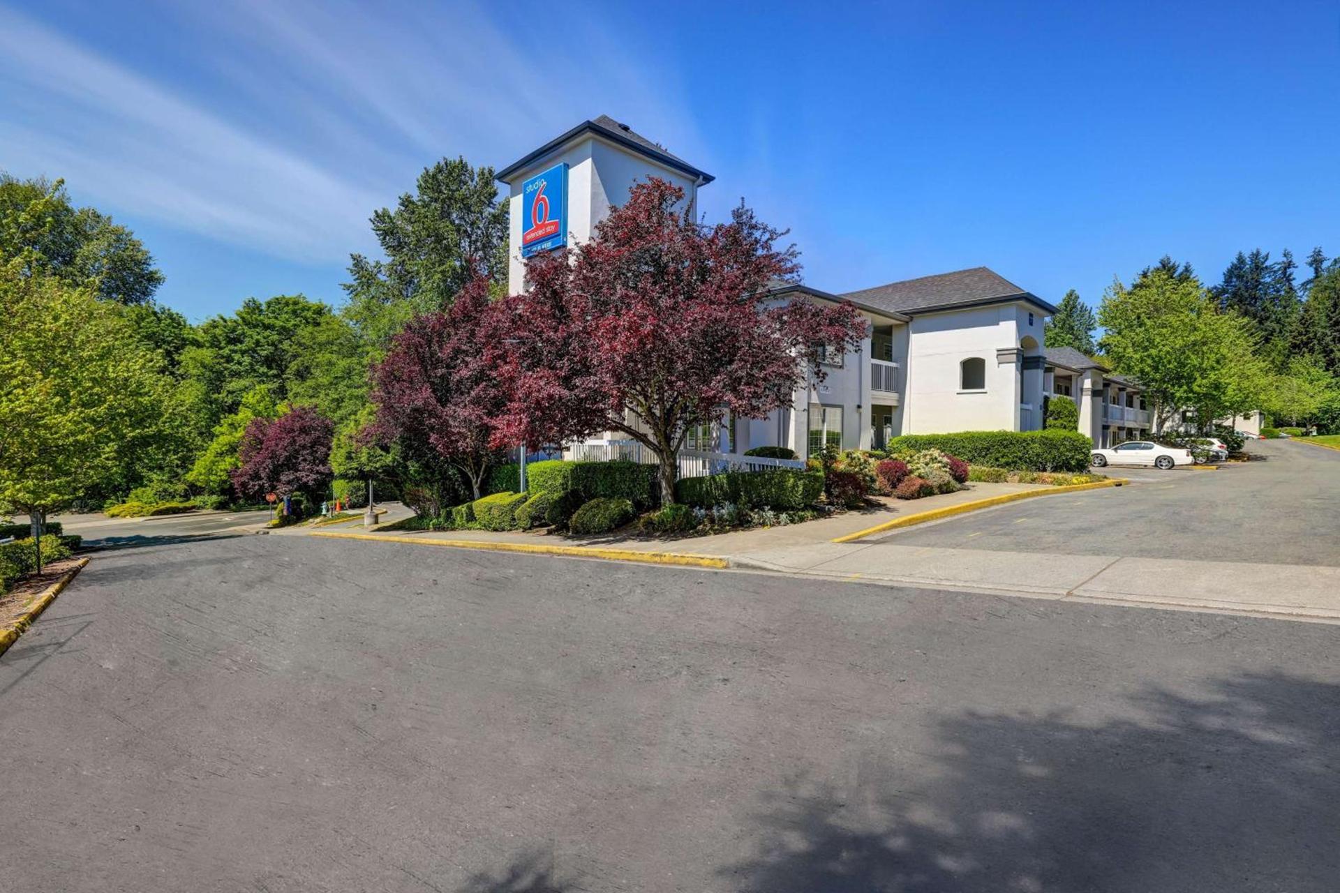 Studio 6-Mountlake Terrace, WA - Seattle photo 1