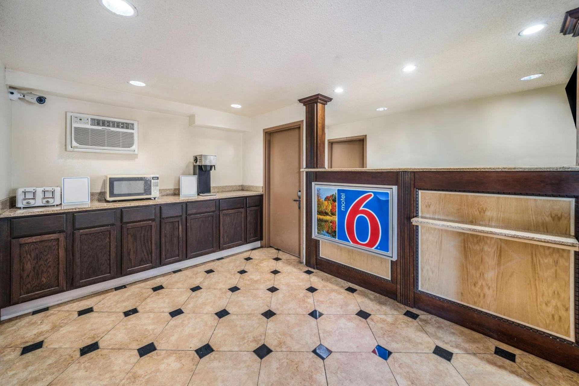 Motel 6-Toms River, NJ photo 27