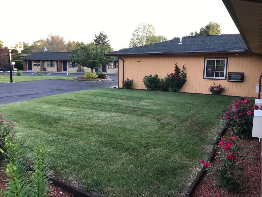Quiet Corner Inn photo 41