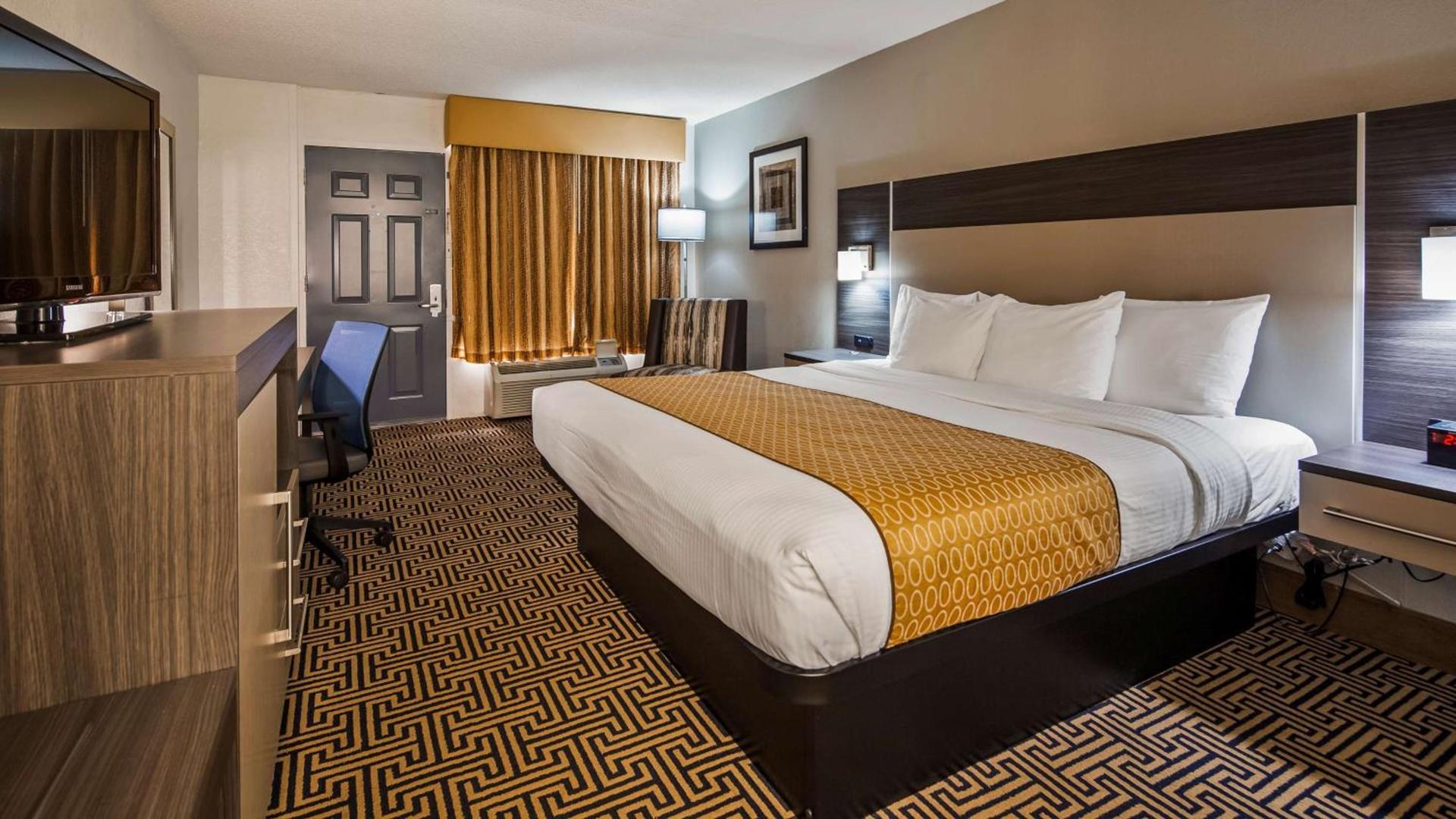 Best Western Central Inn photo 5