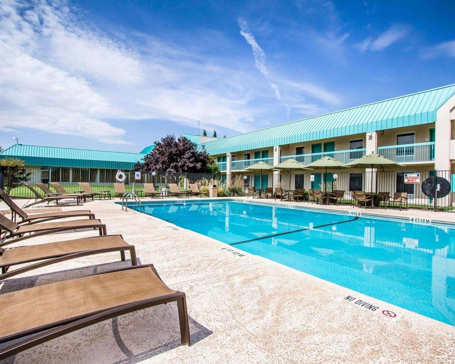 Quality Inn Deming photo 2