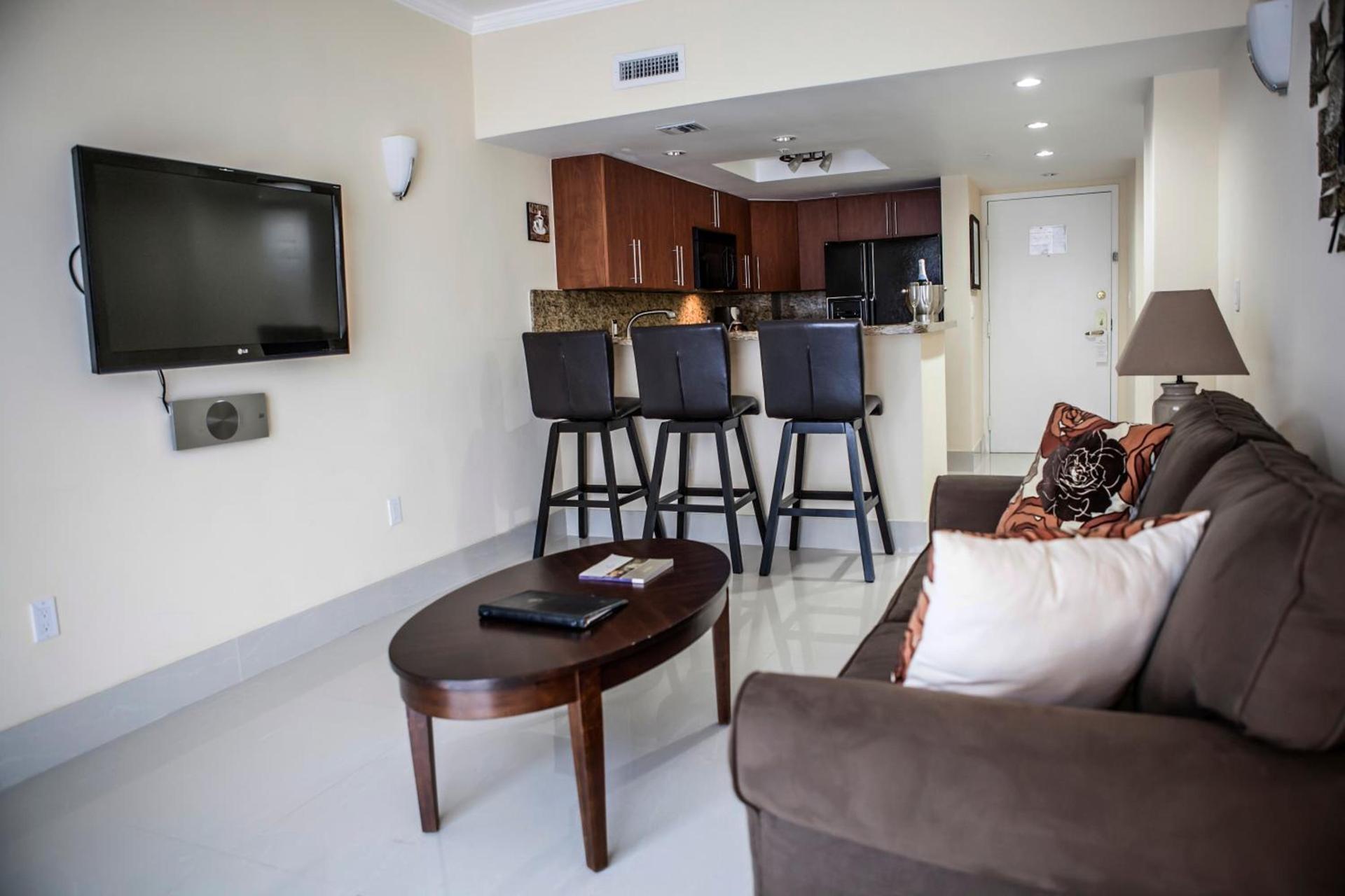 The Mutiny Luxury Suites Hotel photo 41