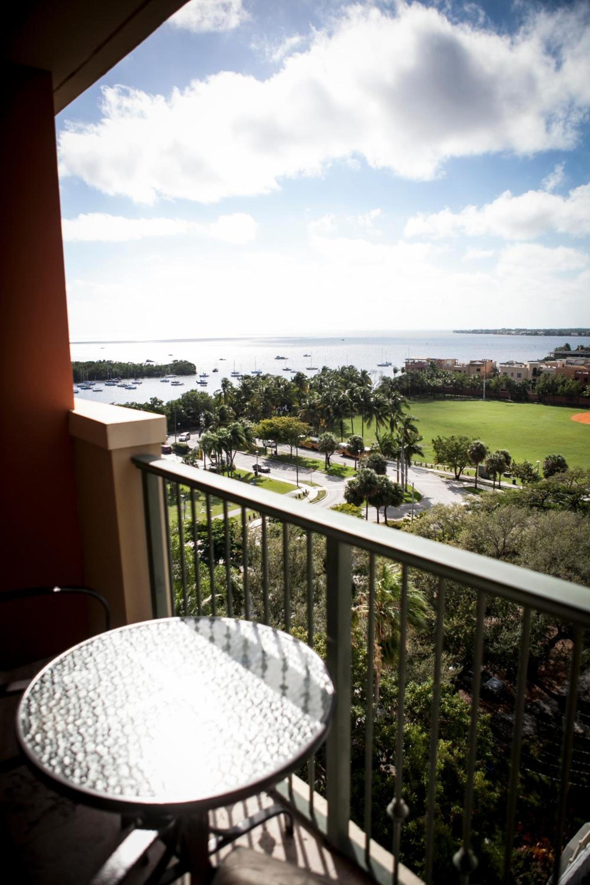 The Mutiny Luxury Suites Hotel photo 3
