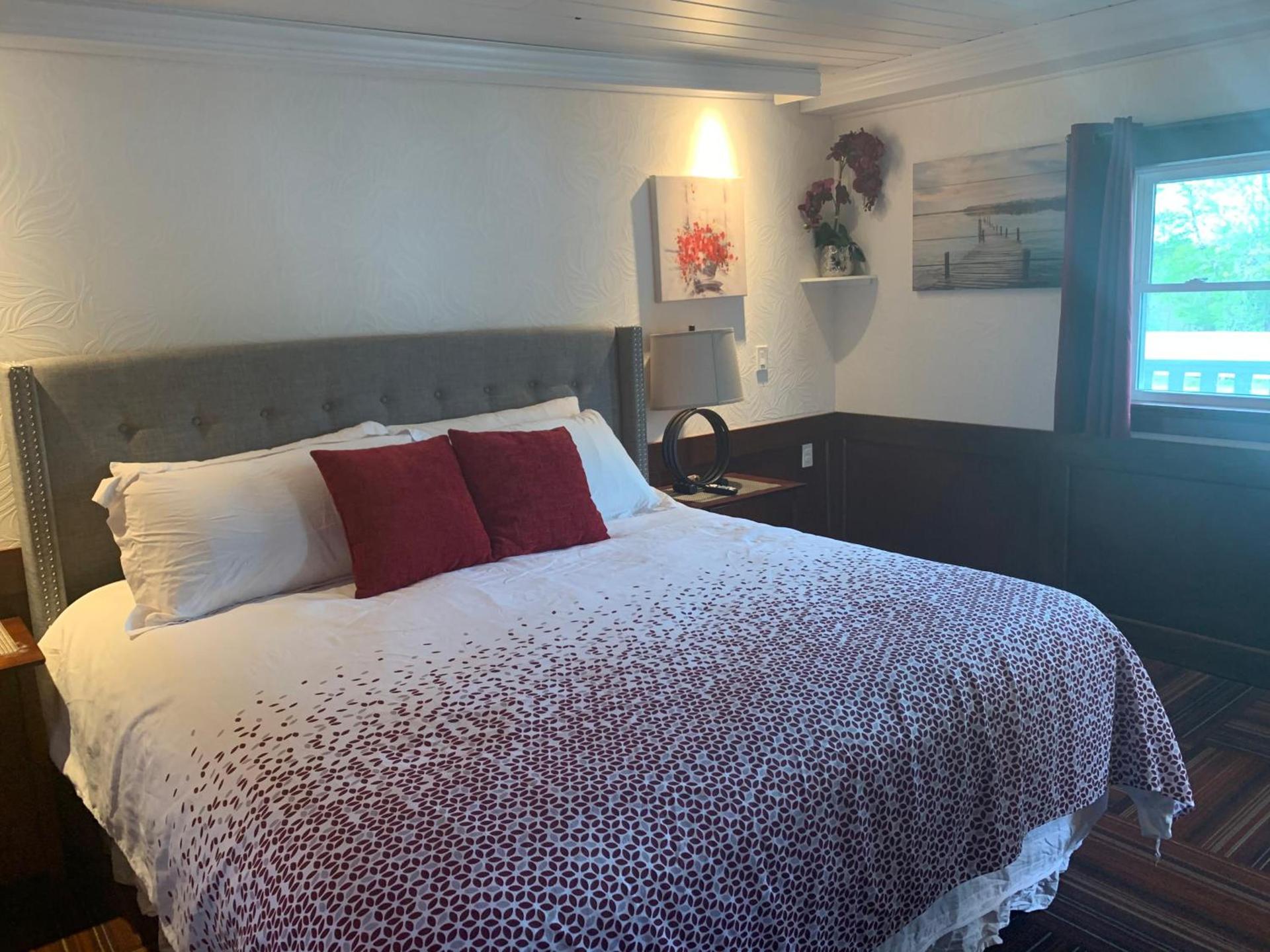 Atlantic Coast Inn photo 2
