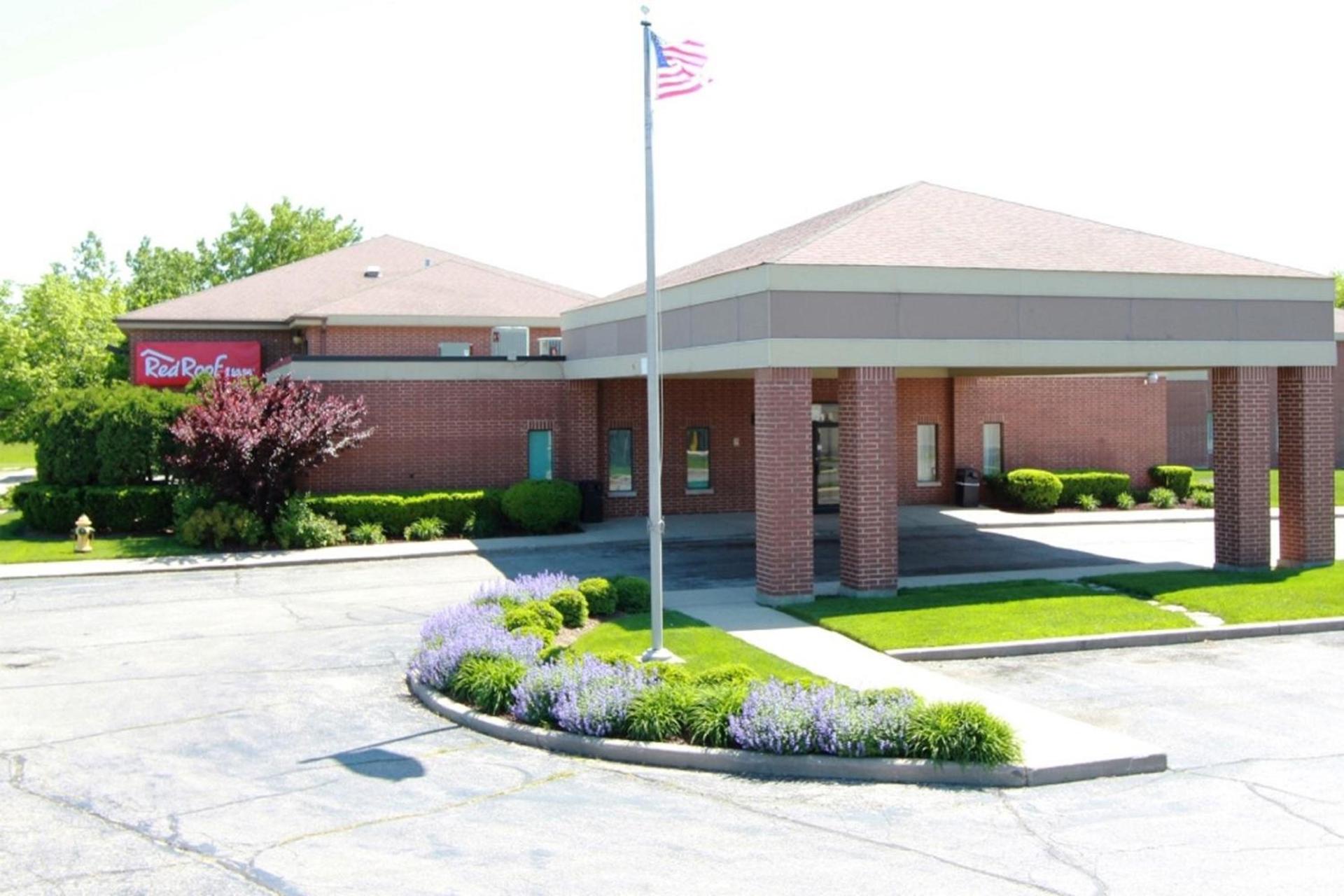 Red Roof Inn Gurnee - Waukegan — hotel in Waukegan