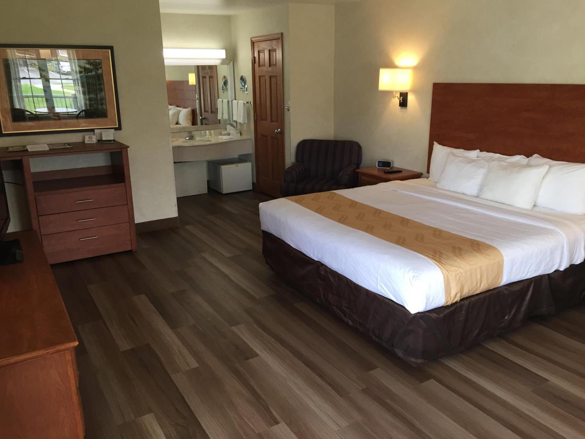 Quality Inn Lake George photo 26