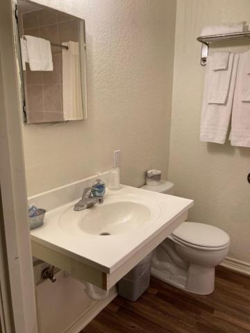 Horseshoe Riverside Lodge photo 39