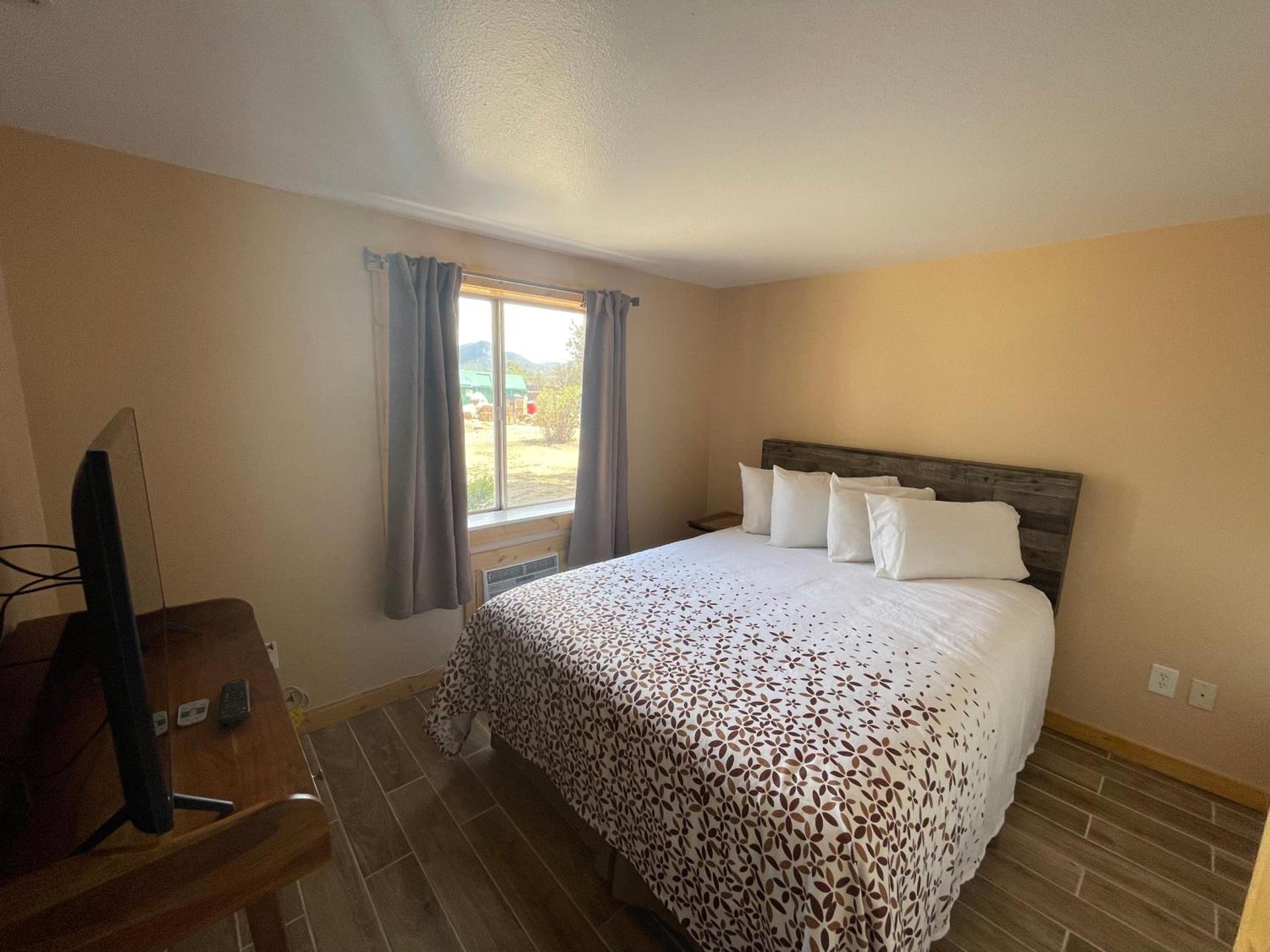 Estes Mountain Inn photo 60