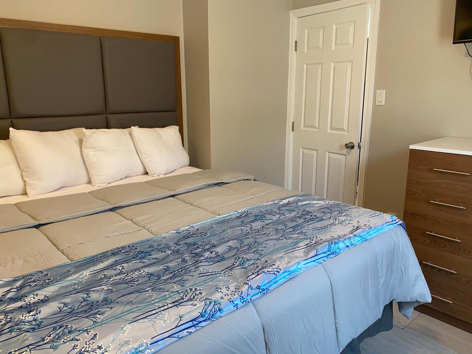 Coastal Sands Inn photo 34