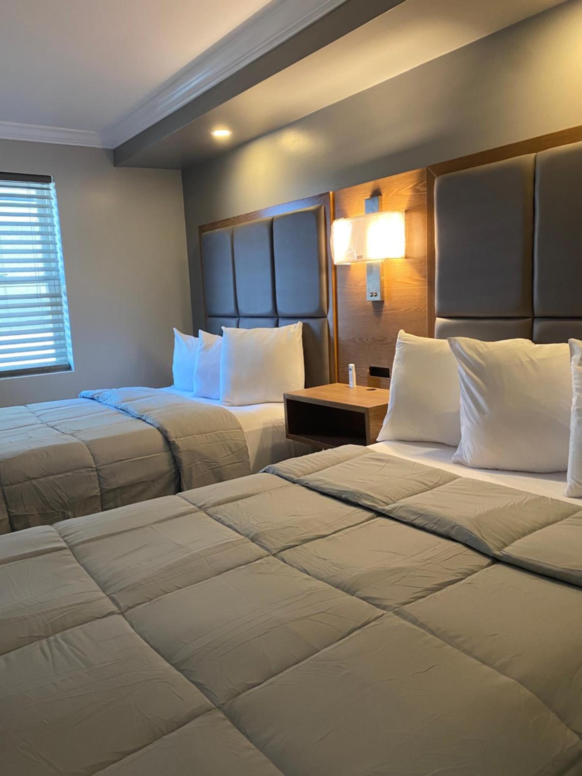 Coastal Sands Inn photo 19