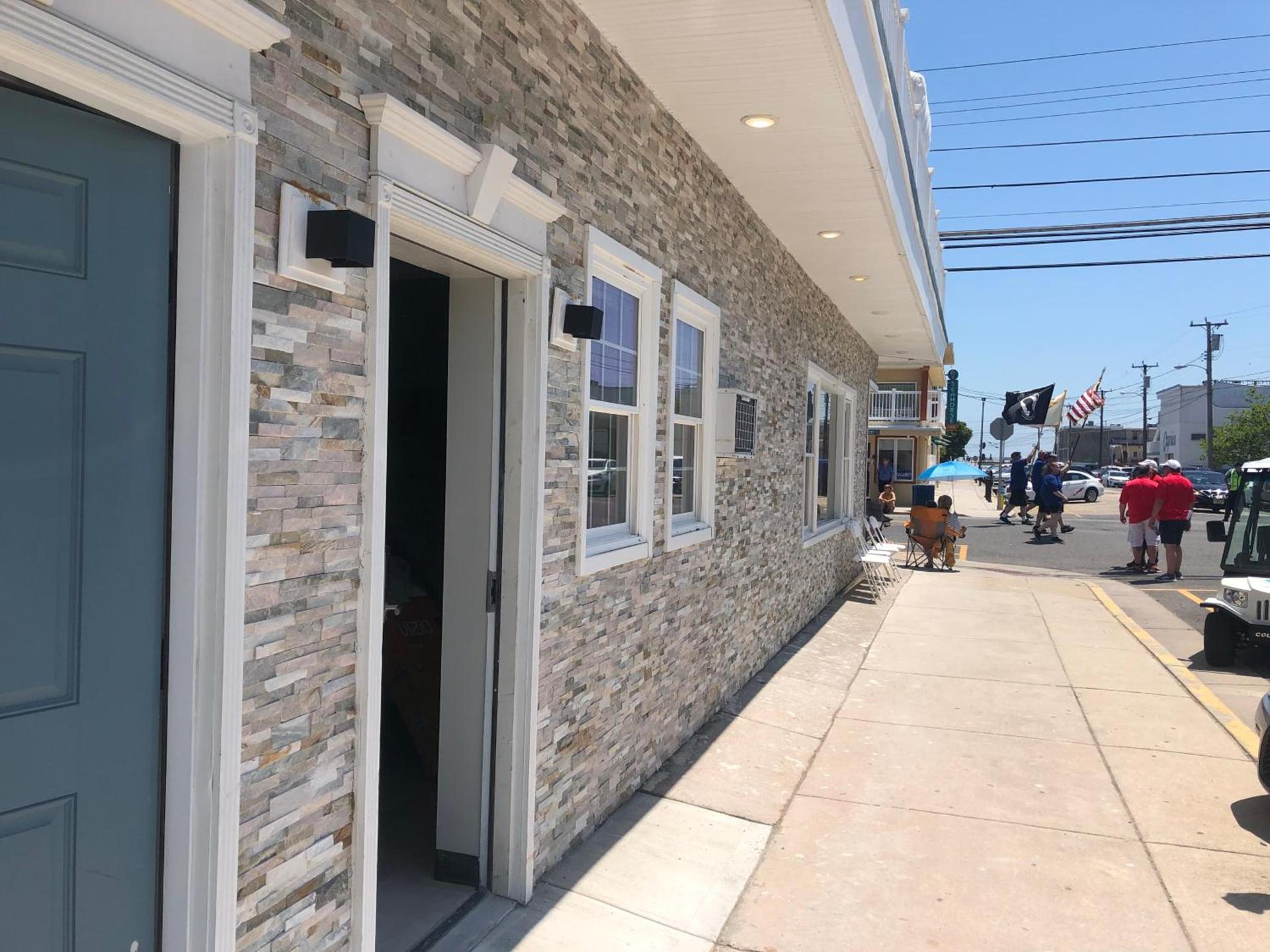 Coastal Sands Inn photo 13