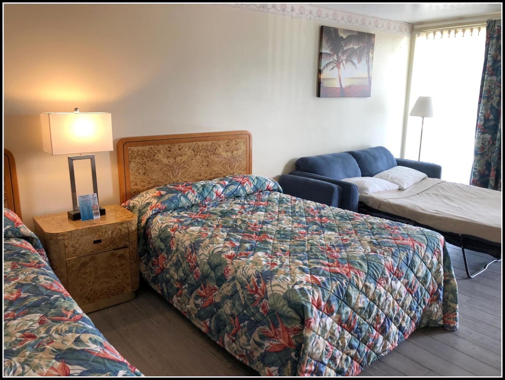 Landmark Motel photo 11