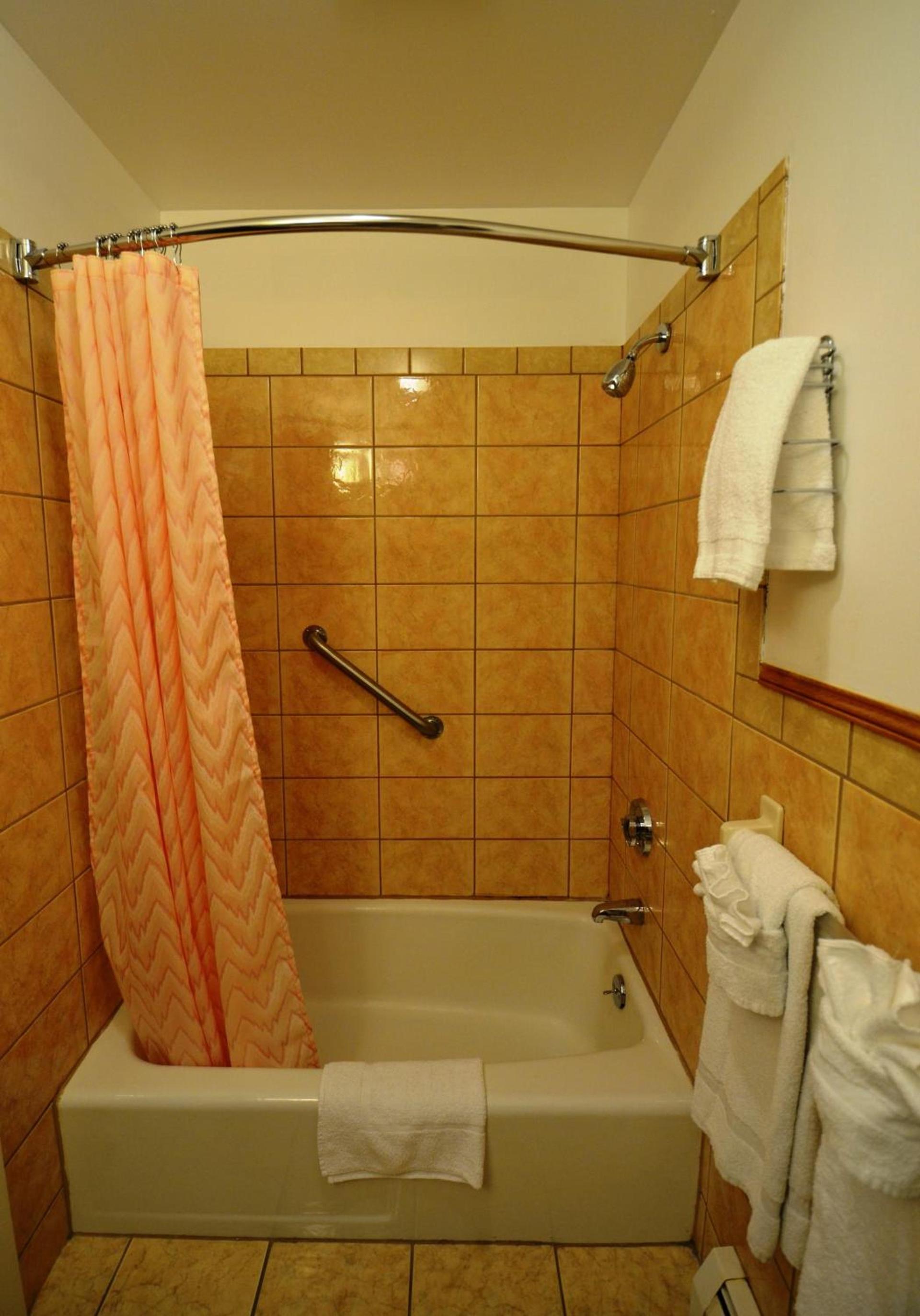Williamstown Motel photo 23