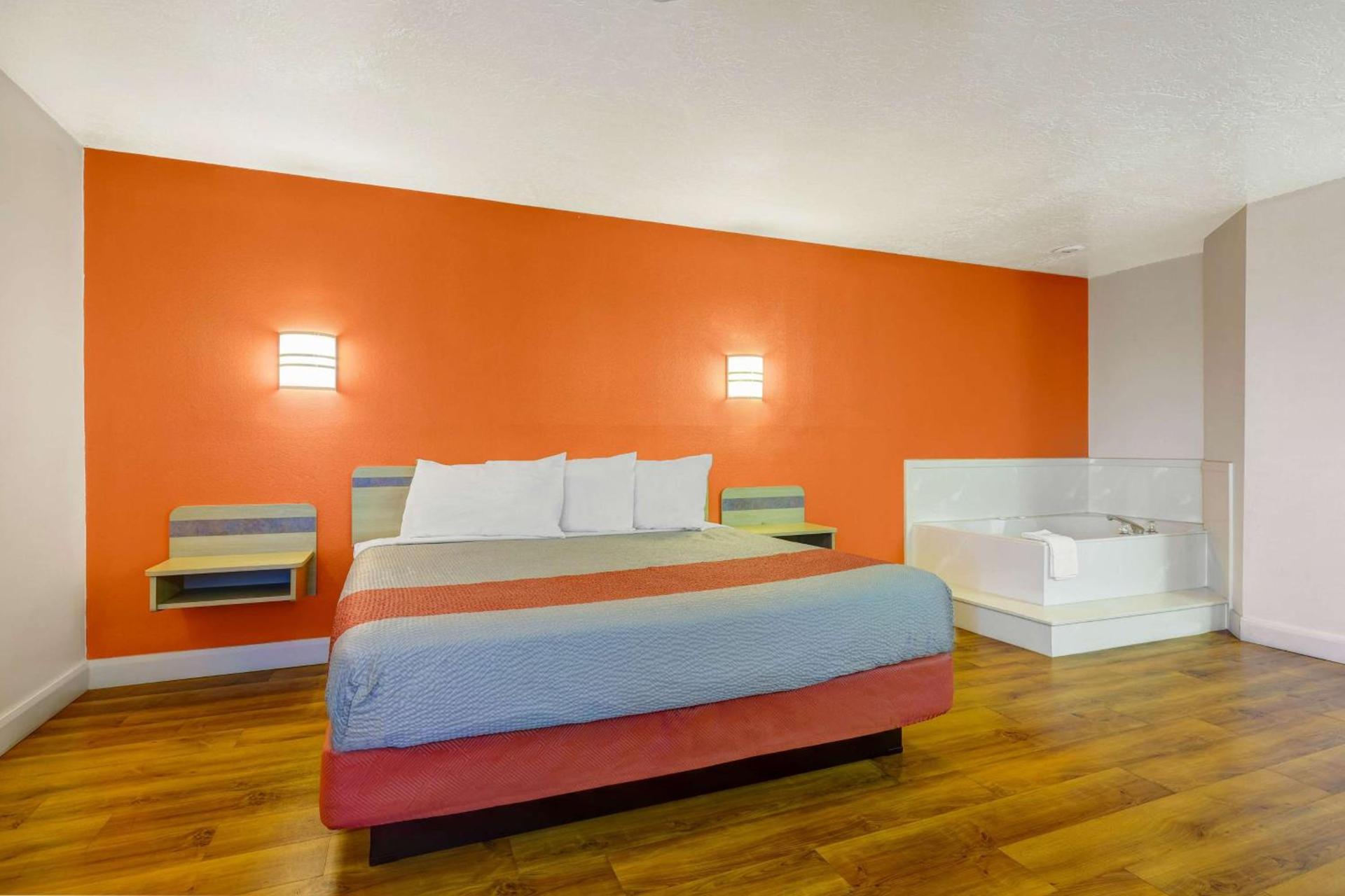 Motel 6-Beaver, UT photo 9