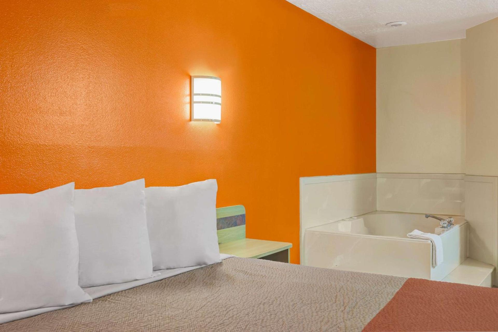 Motel 6-Beaver, UT photo 10