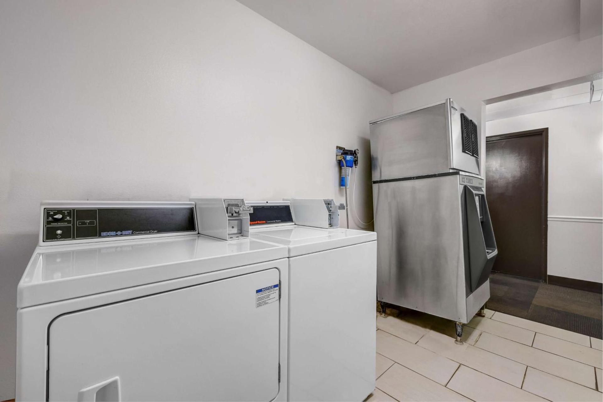 Motel 6-Beaver, UT photo 25