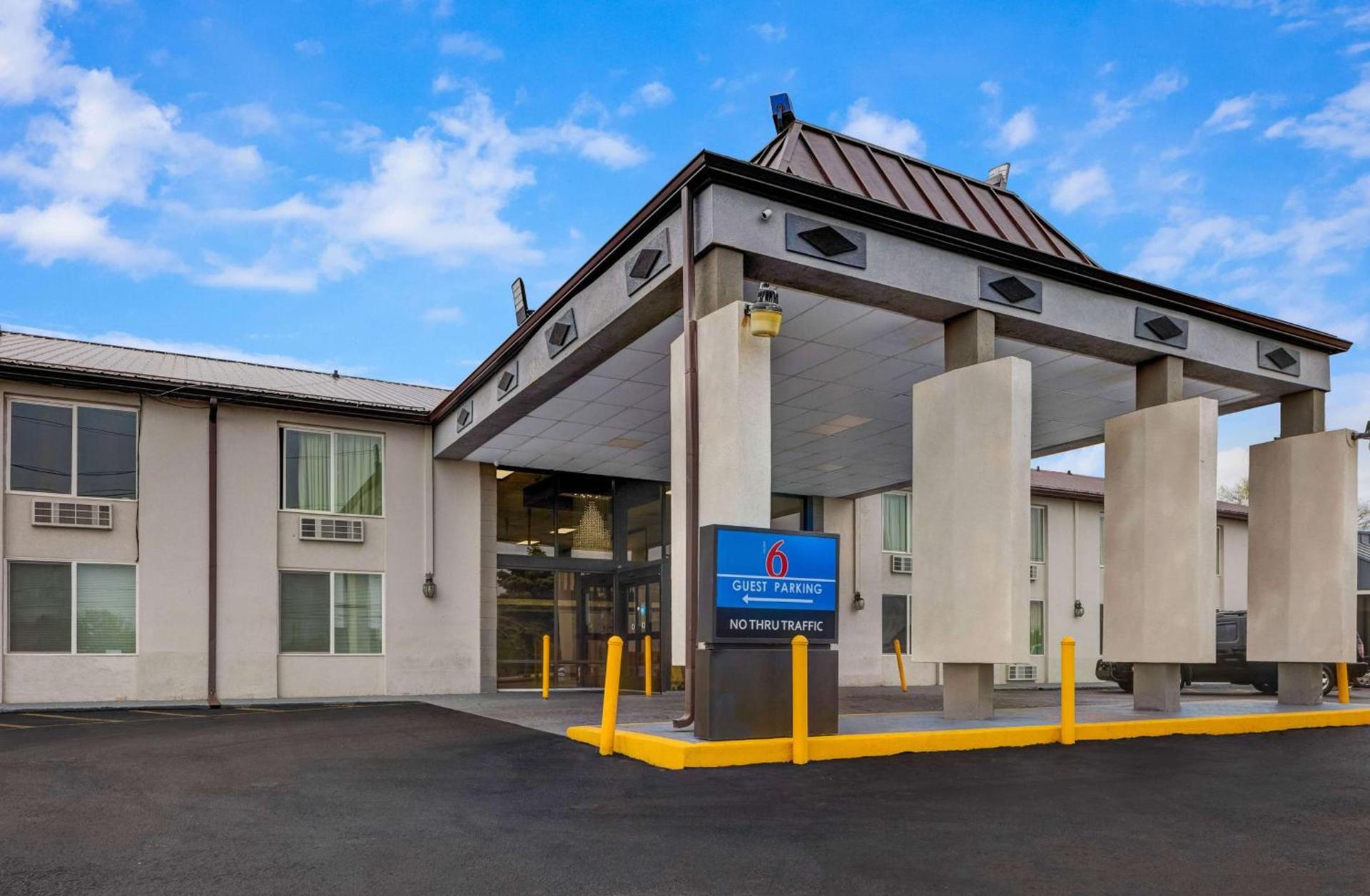 Motel 6 Indianapolis IN photo 3
