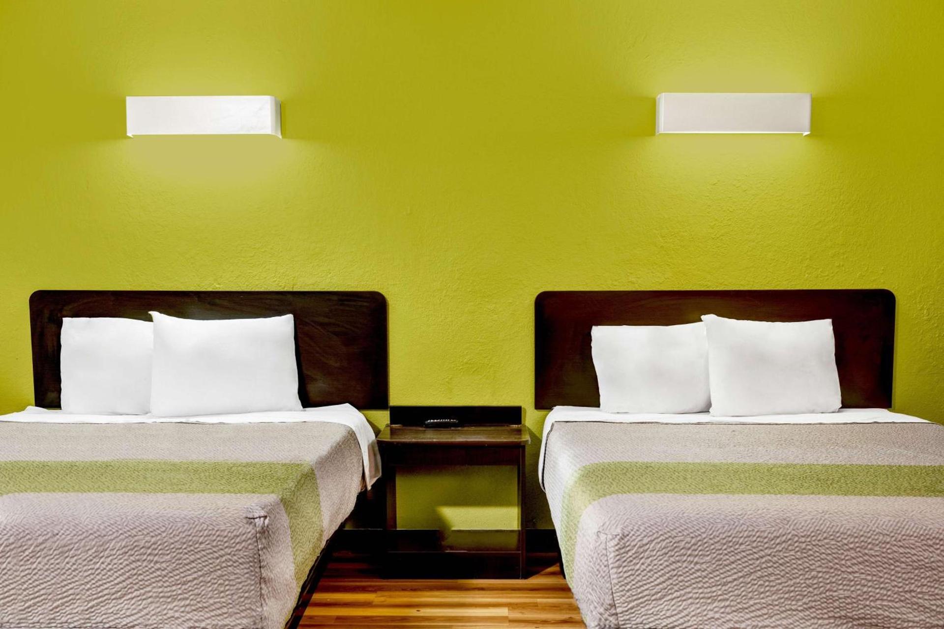 Motel 6 Indianapolis IN photo 18