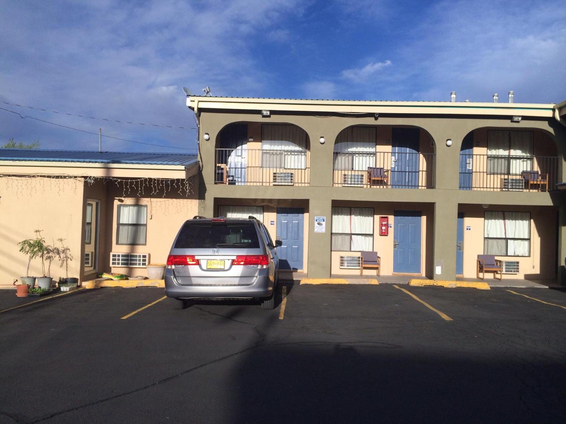 Bestway Inn photo 7