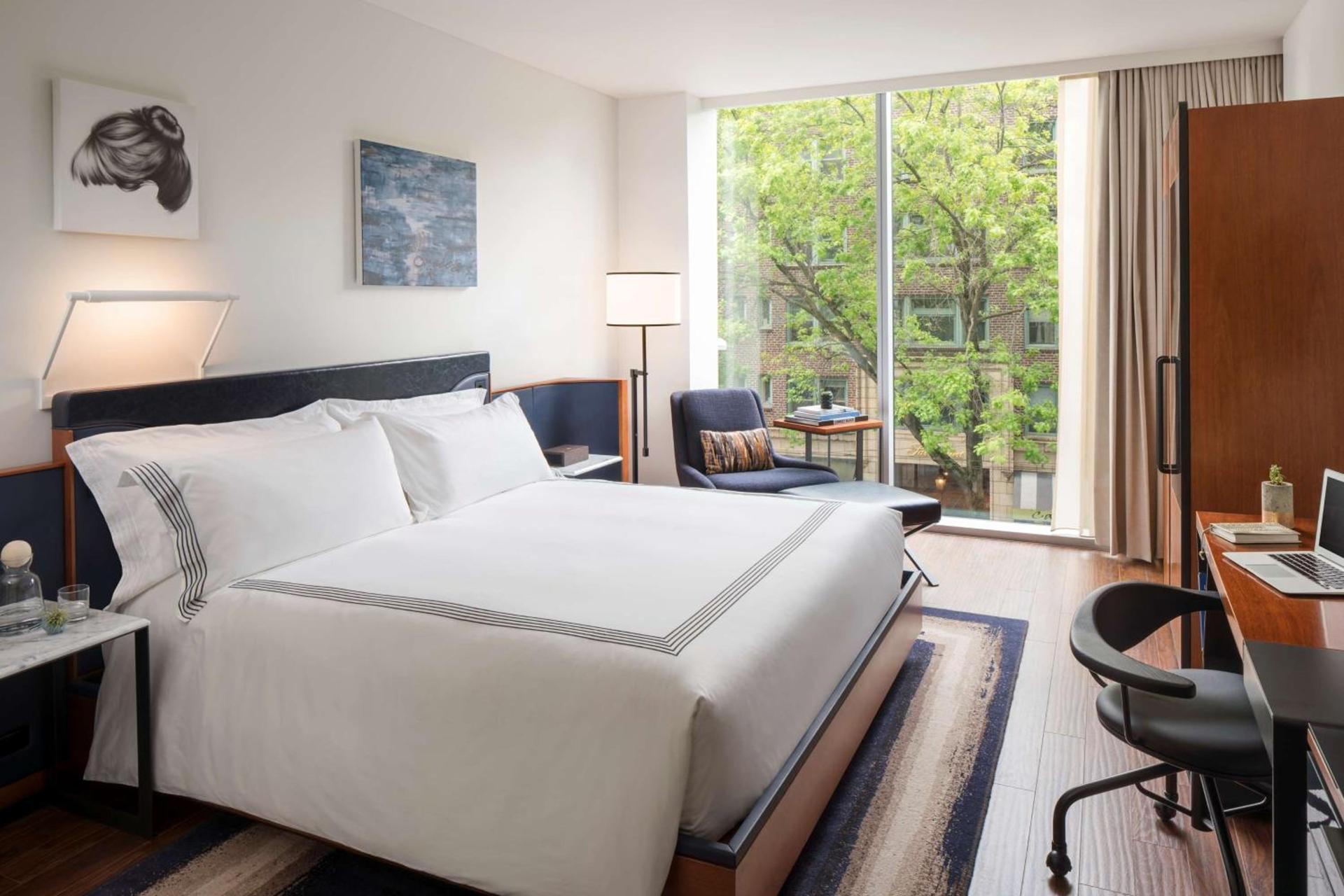 Thompson Seattle, by Hyatt photo 3